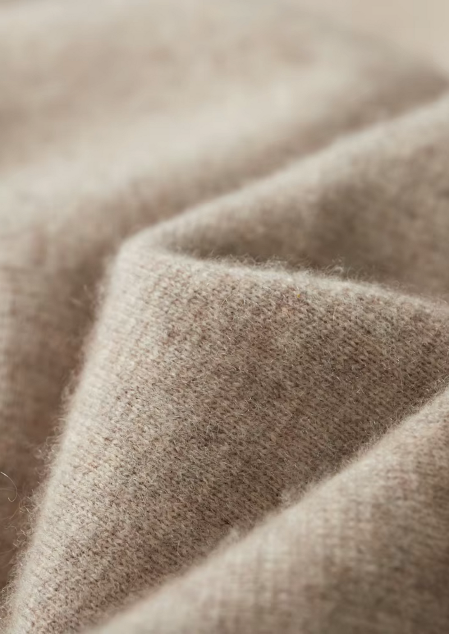 Pure Extra-Fine Merino Wool Sand Falconi Set | Vallentty