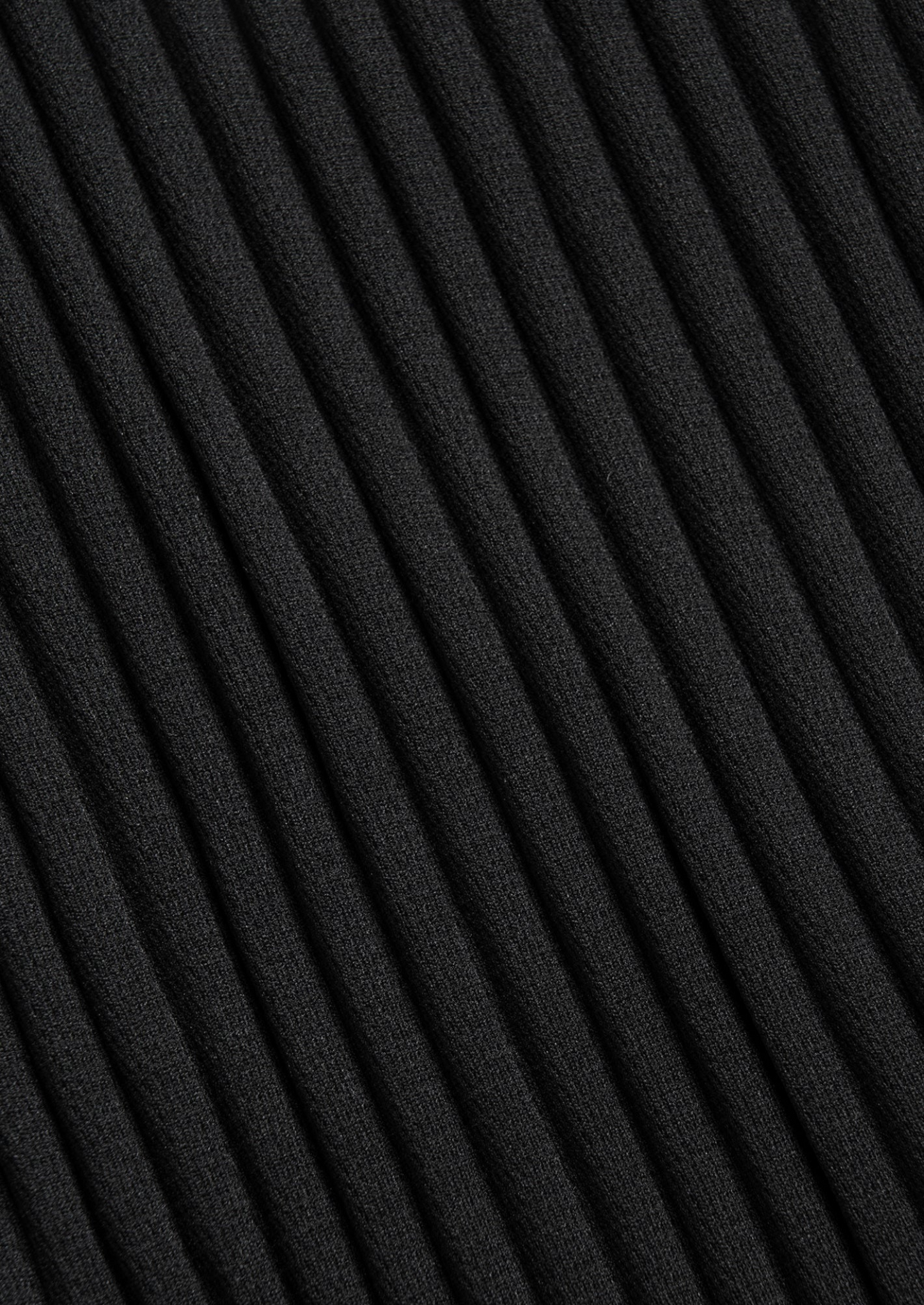 Black Pleated Summer Set | Vallentty