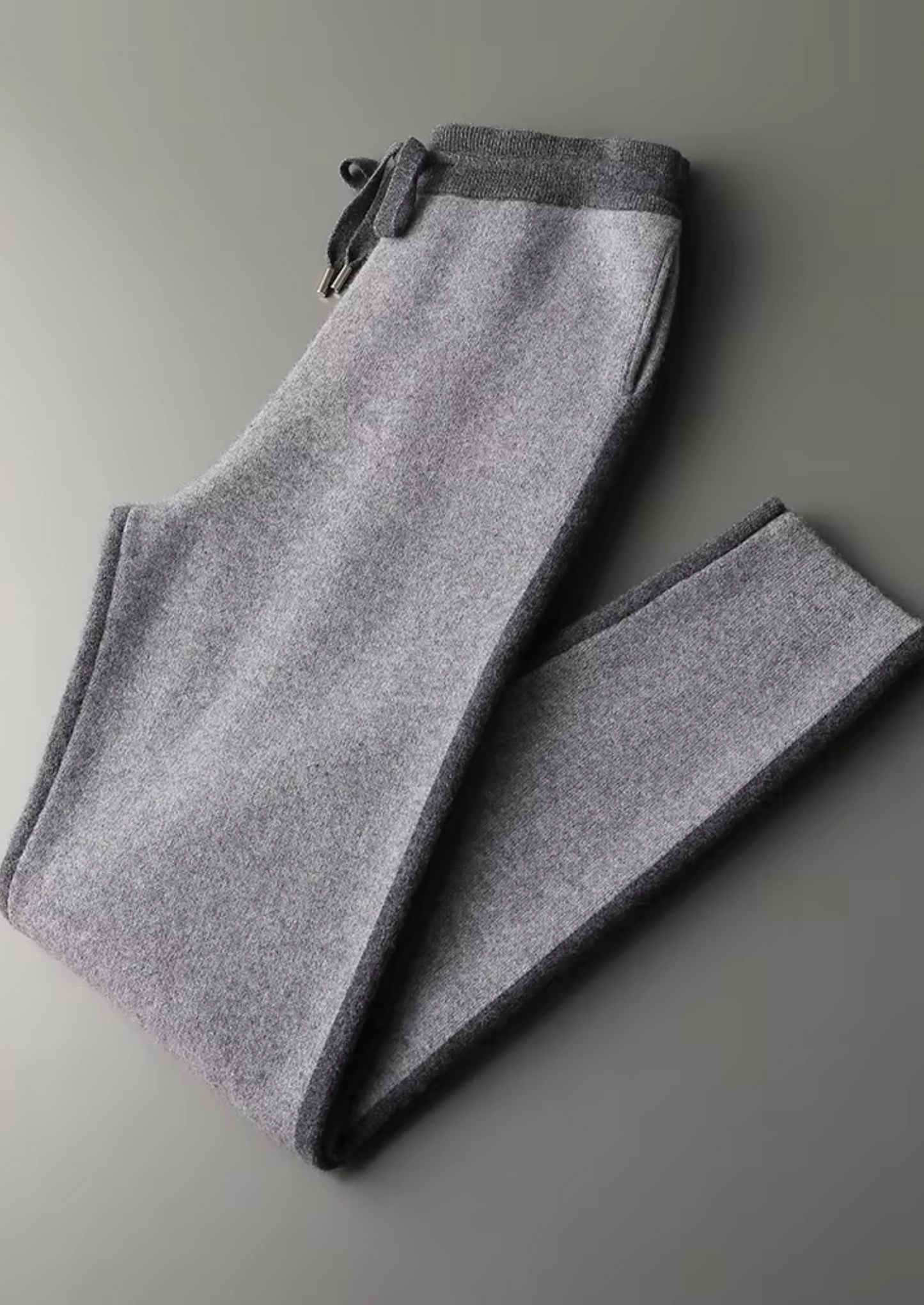 Premium Cashmere Dark Gray Torino Leisure Set | Vallentty