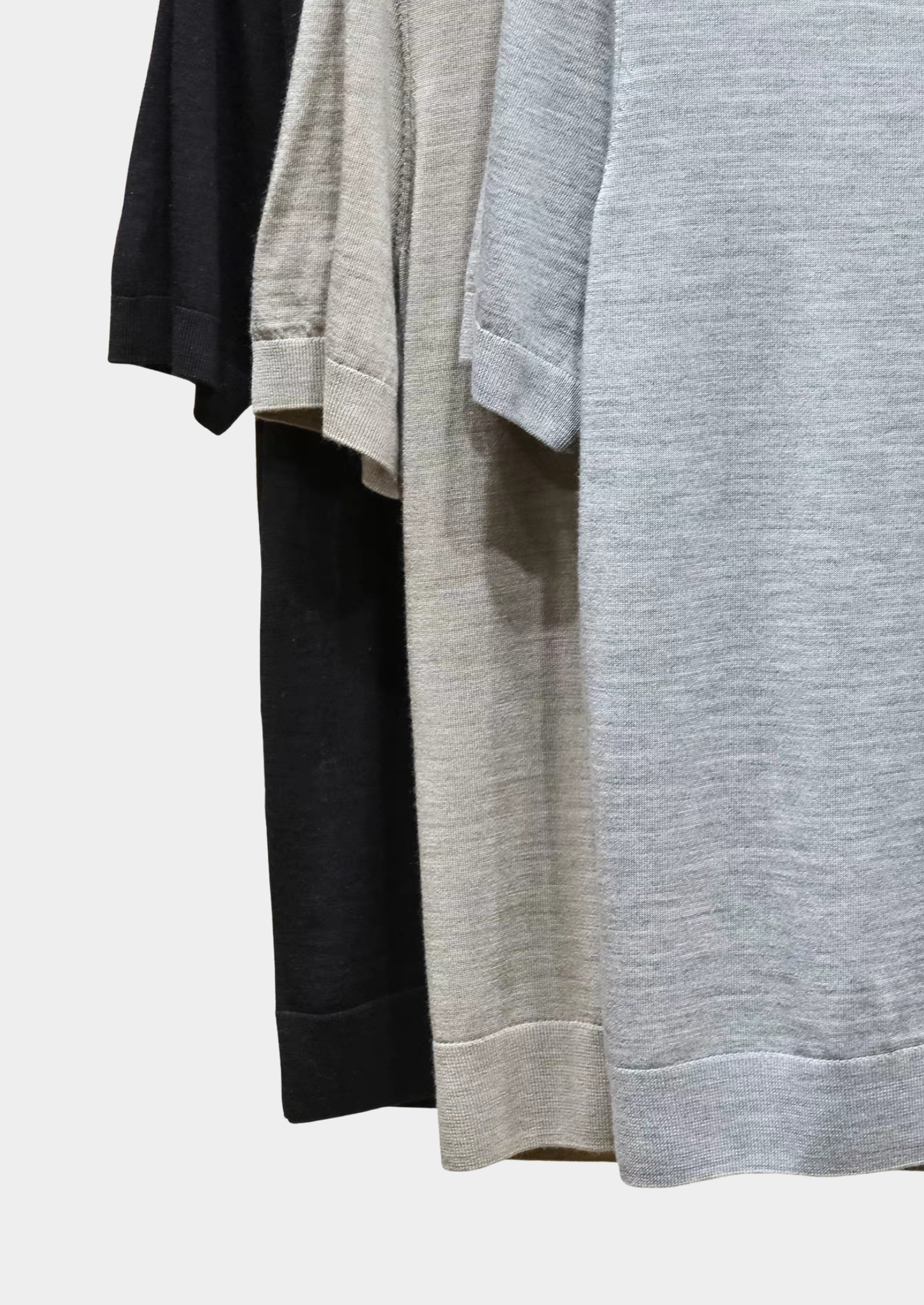 Ellis Light Gray Lightweight Polo Shirt | Vallentty