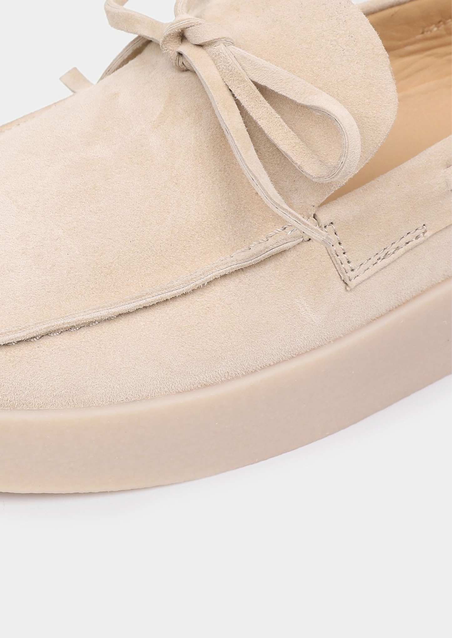 Ivory Boat Loafers | Vallentty