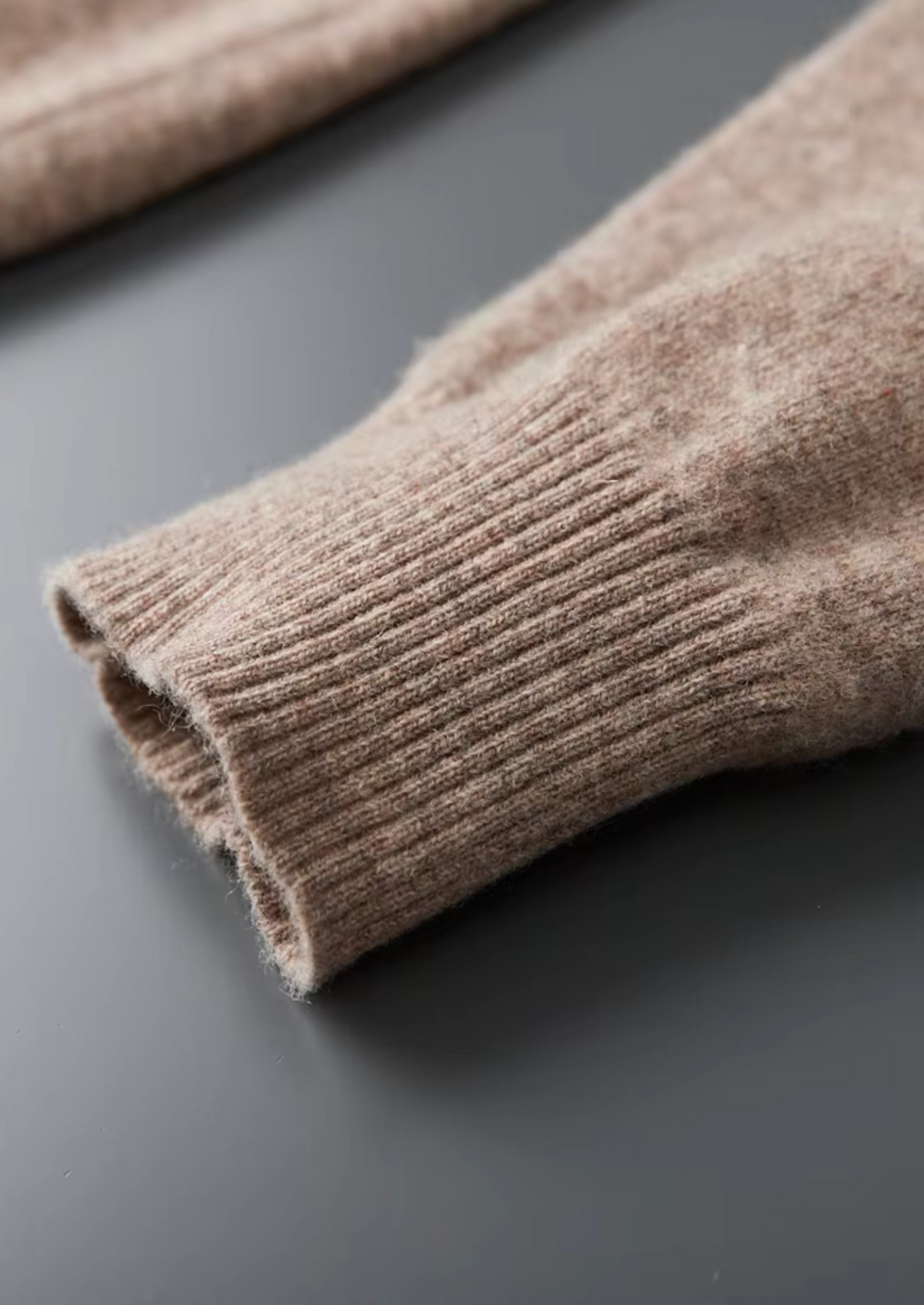 Pure Extra-Fine Merino Wool Leisure Hoodie | Vallentty