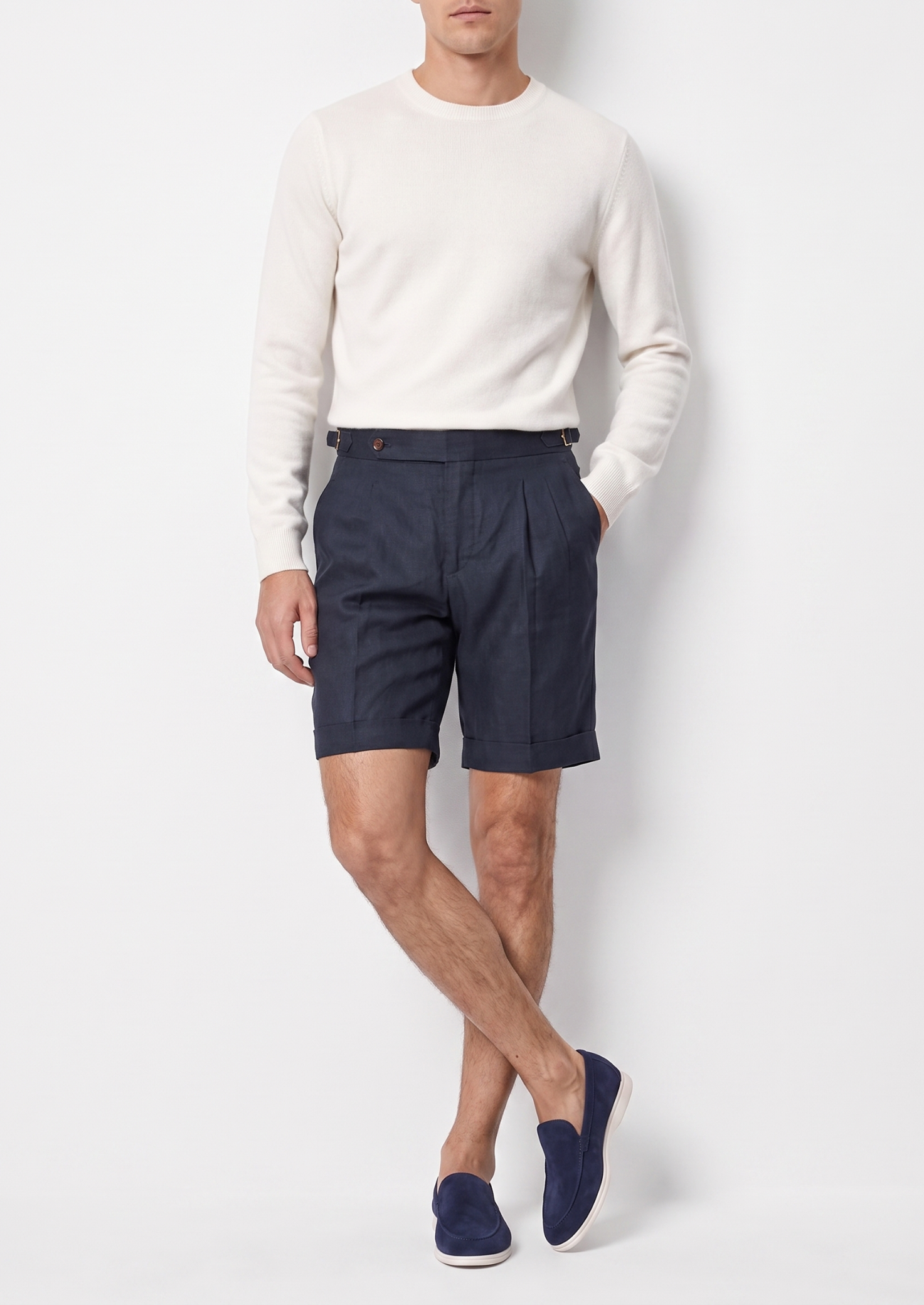 Navy Blue Pleated Linen Seaside Shorts | Vallentty