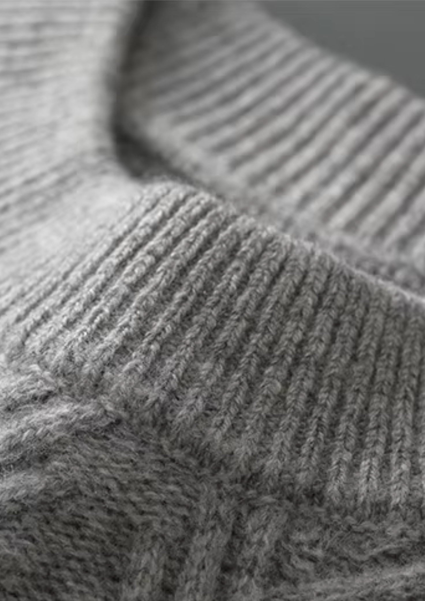 Pure Extra-Fine Merino Wool Herringbone Crewneck | Vallentty