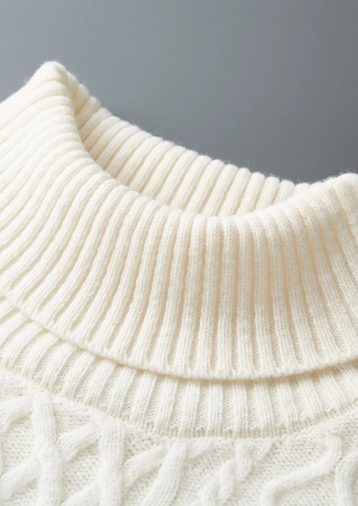 Pure Extra-Fine Merino Wool Wintertime Rollneck | Vallentty