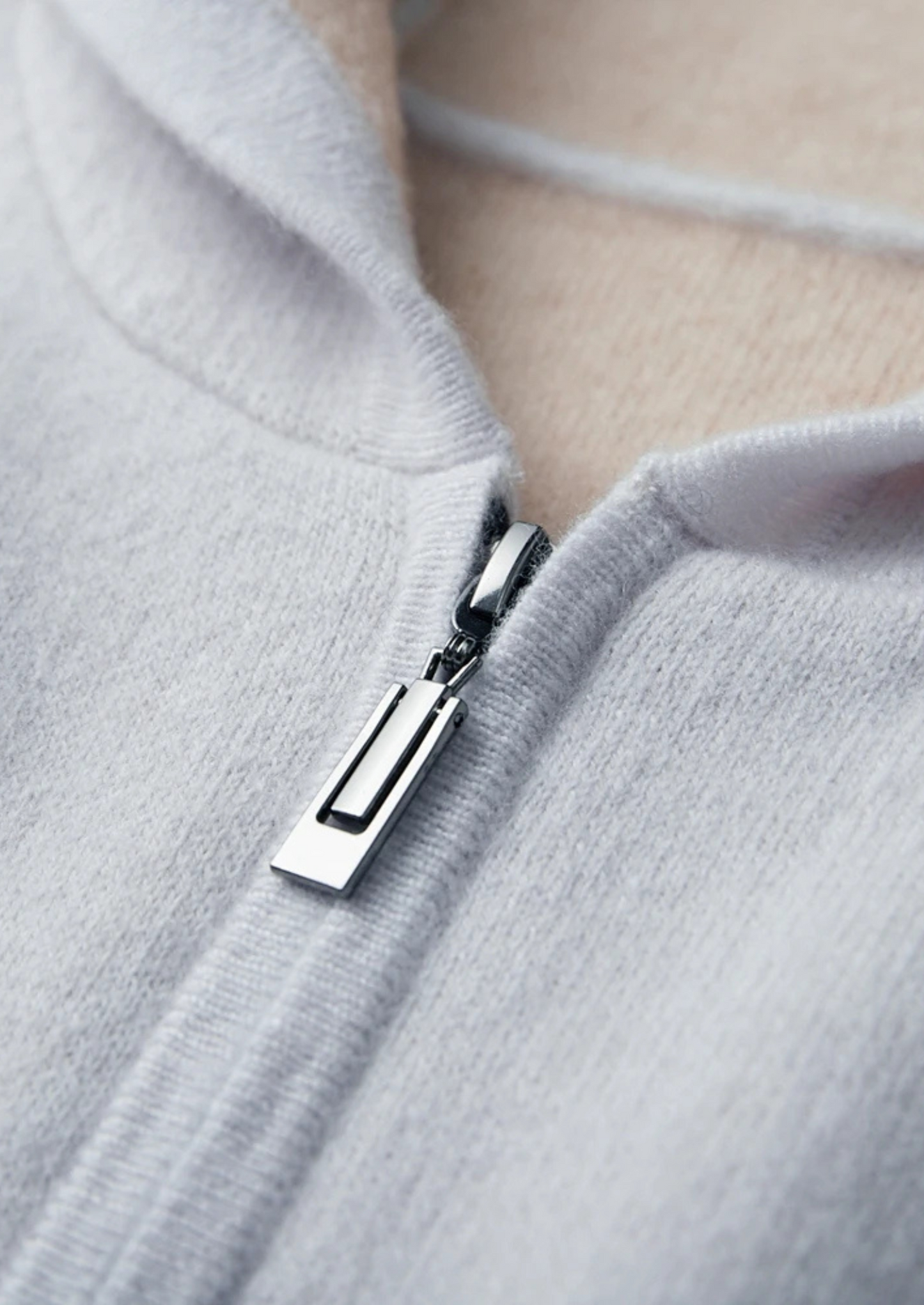 Premium Cashmere Two-Tone Zipper Hoodie | Vallentty