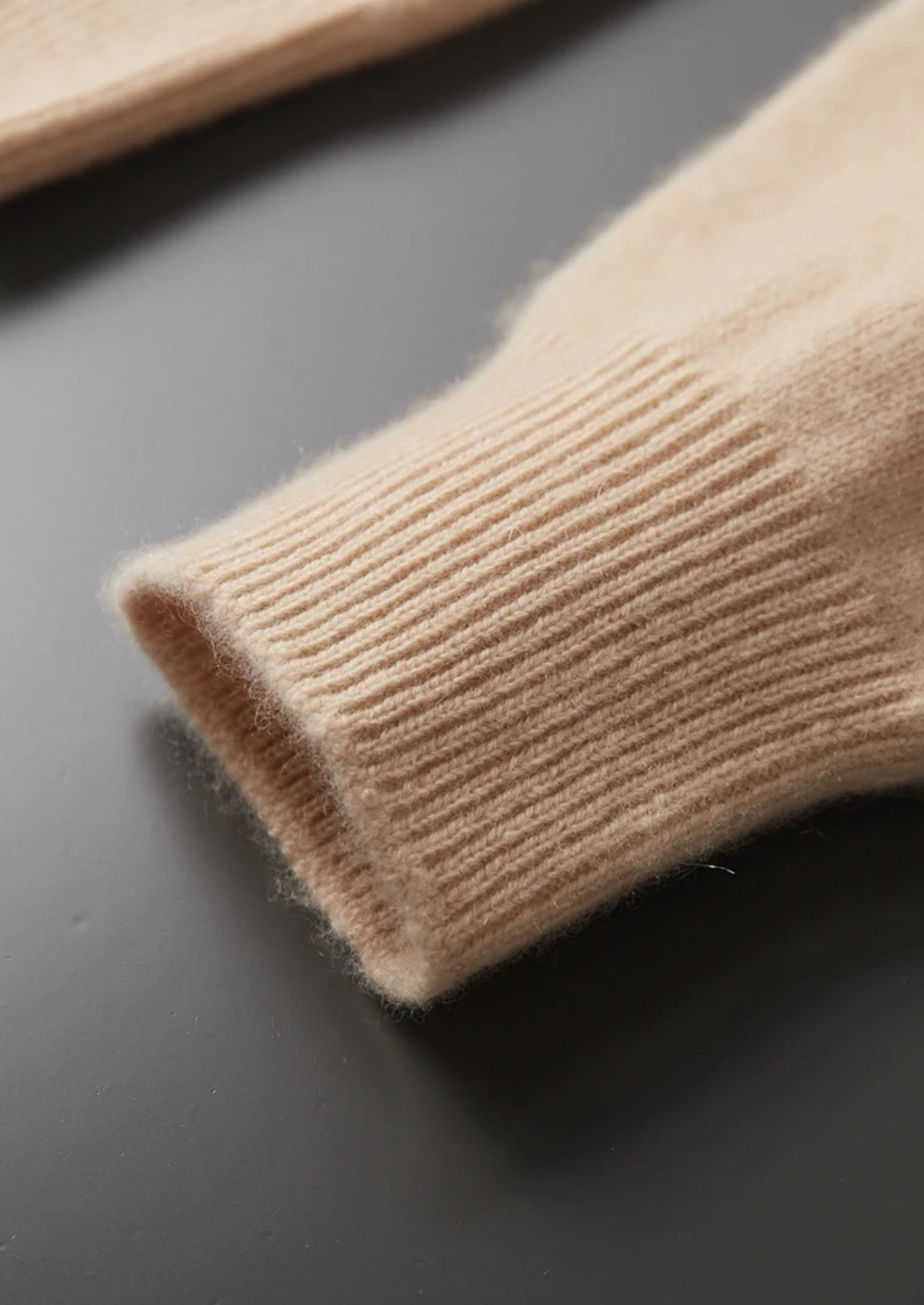 Pure Extra-Fine Merino Wool Classic Crewneck | Vallentty