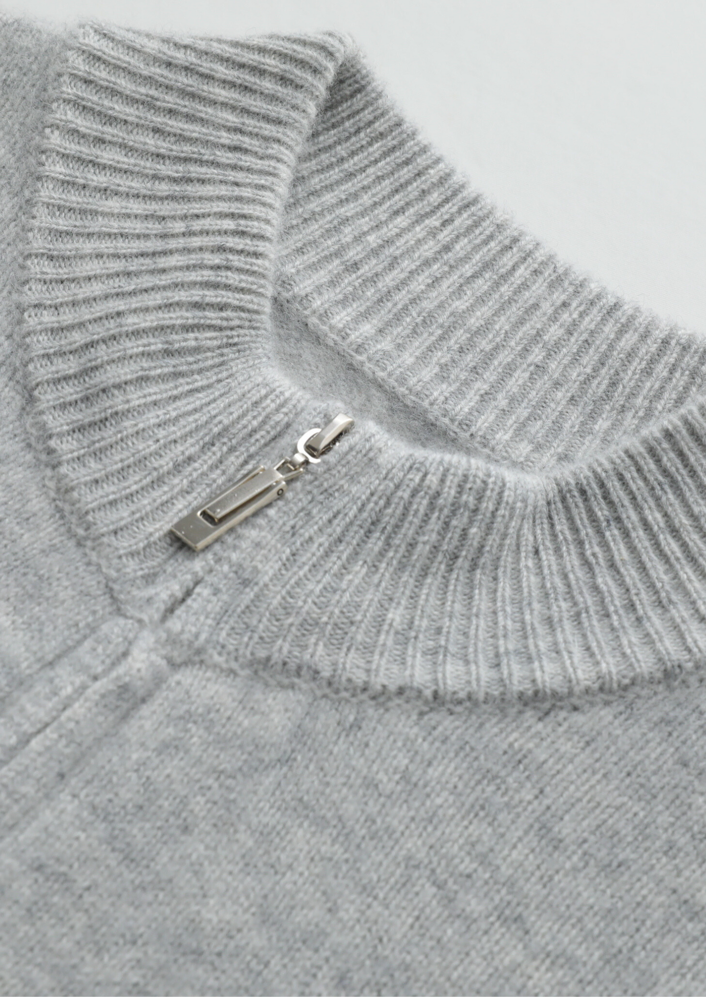 Pure Extra-Fine Merino Wool Light Gray Luzzo Set | Vallentty