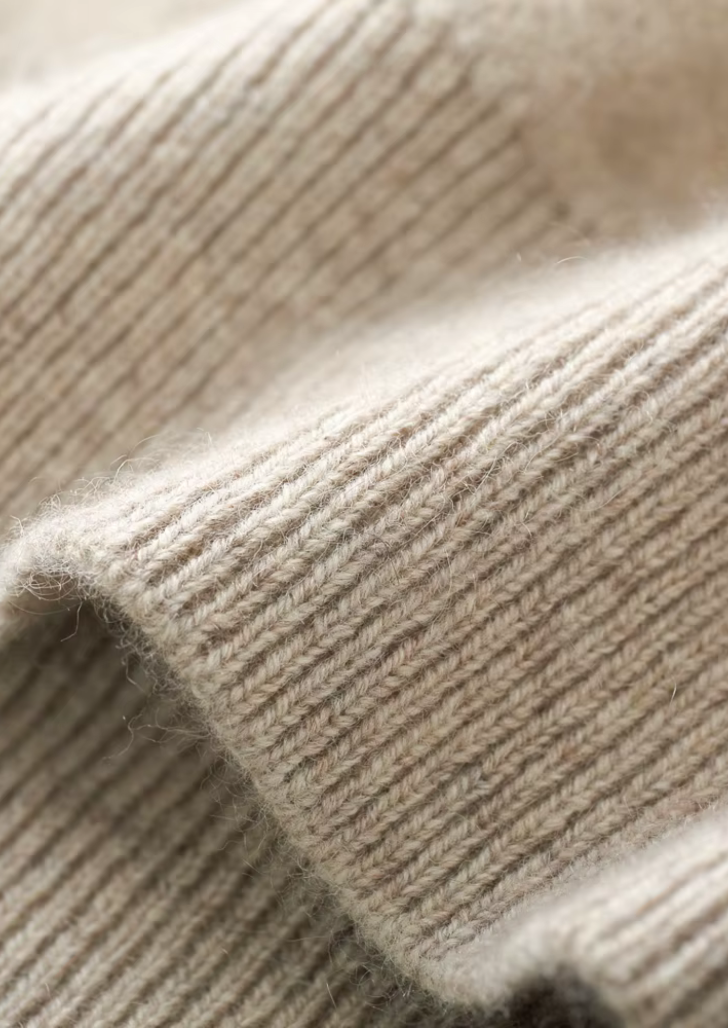 Pure Extra-Fine Merino Wool V-Neck Cardigan | Vallentty