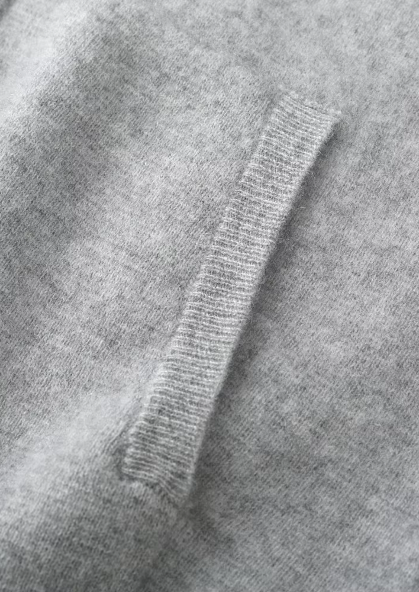 Pure Extra-Fine Merino Wool Zipper Hoodie | Vallentty
