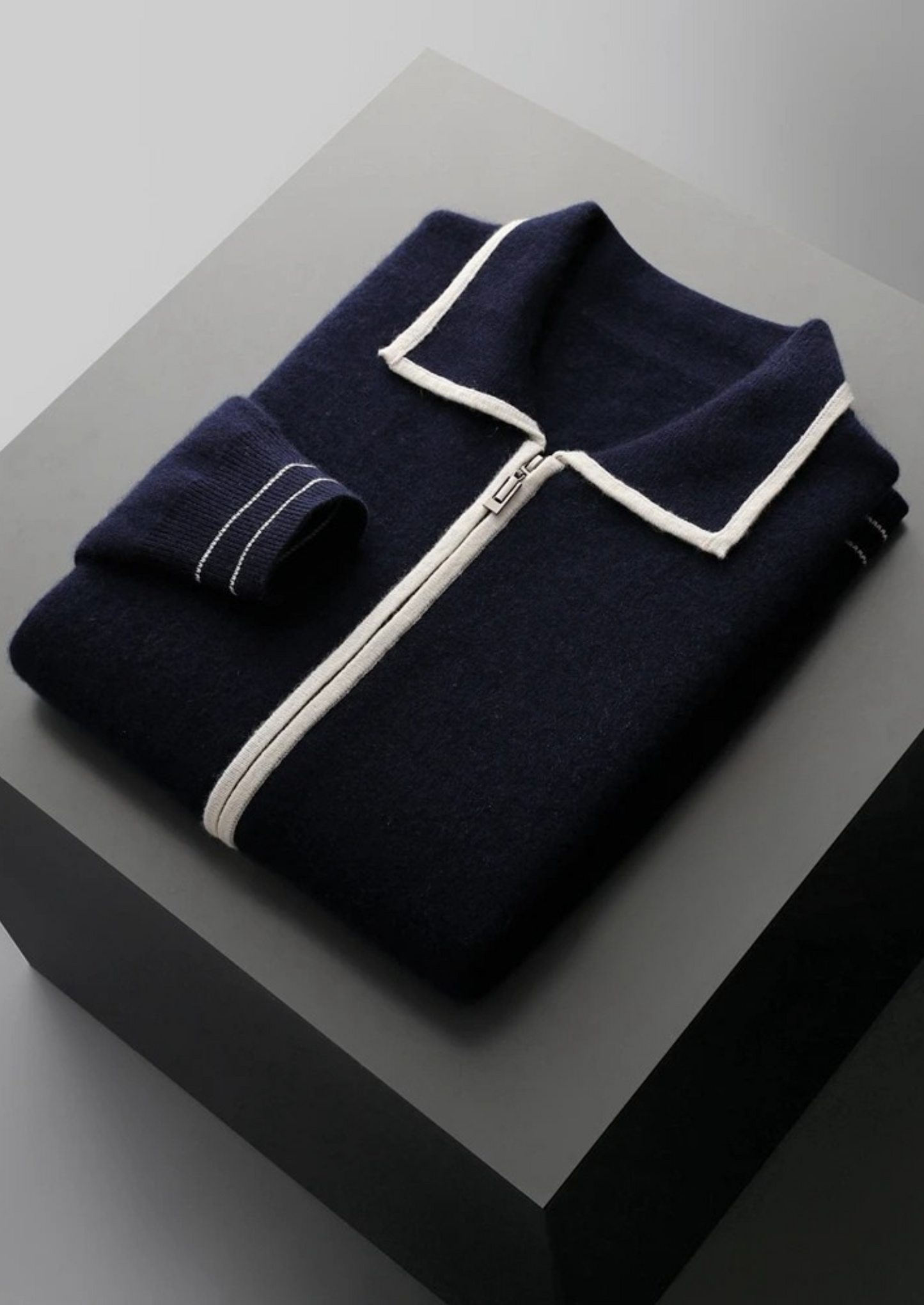 Pure Extra-Fine Merino Wool Two-Tone Polo Cardigan | Vallentty
