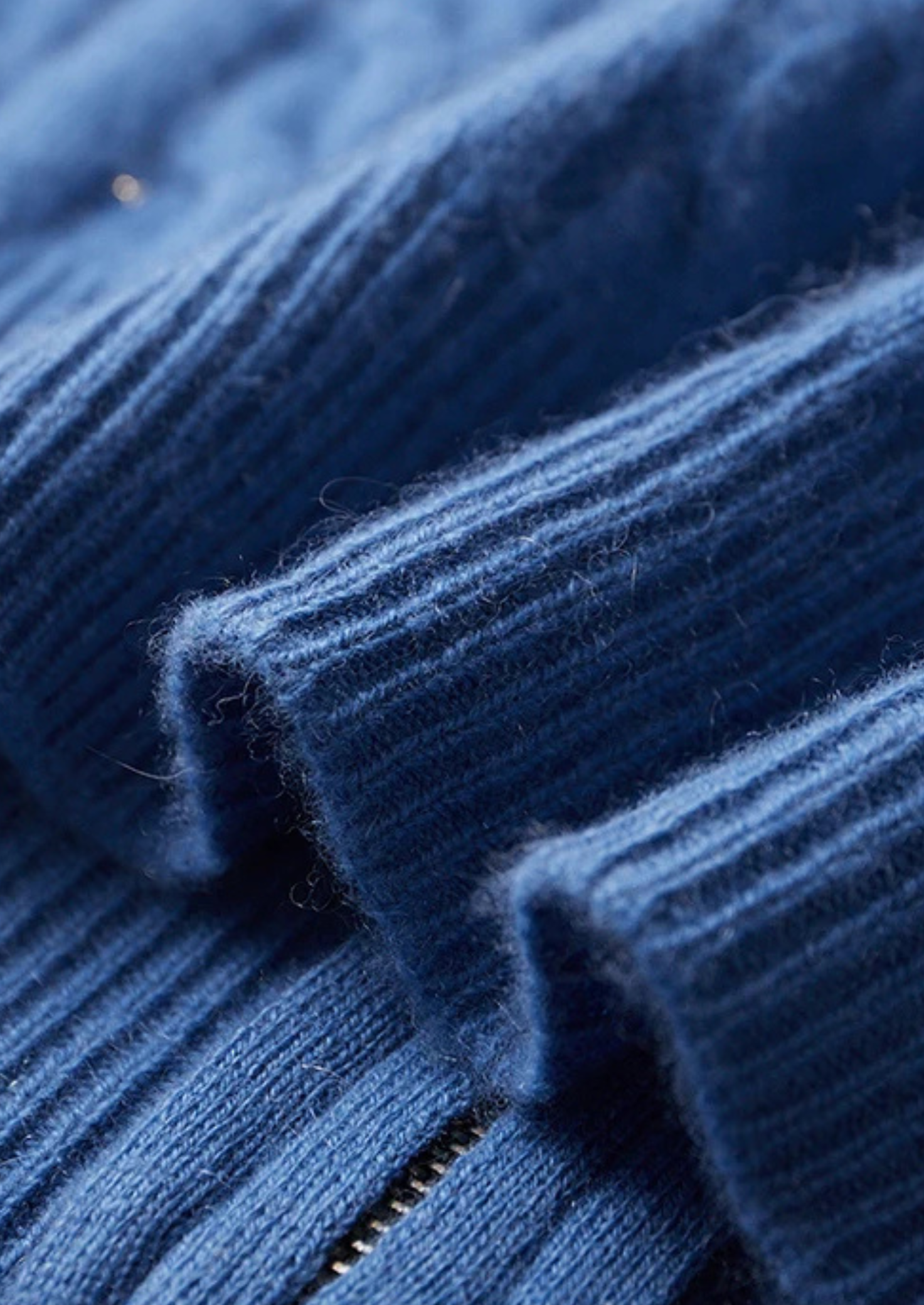 Premium Cashmere Cable Knit Zipper Hoodie | Vallentty