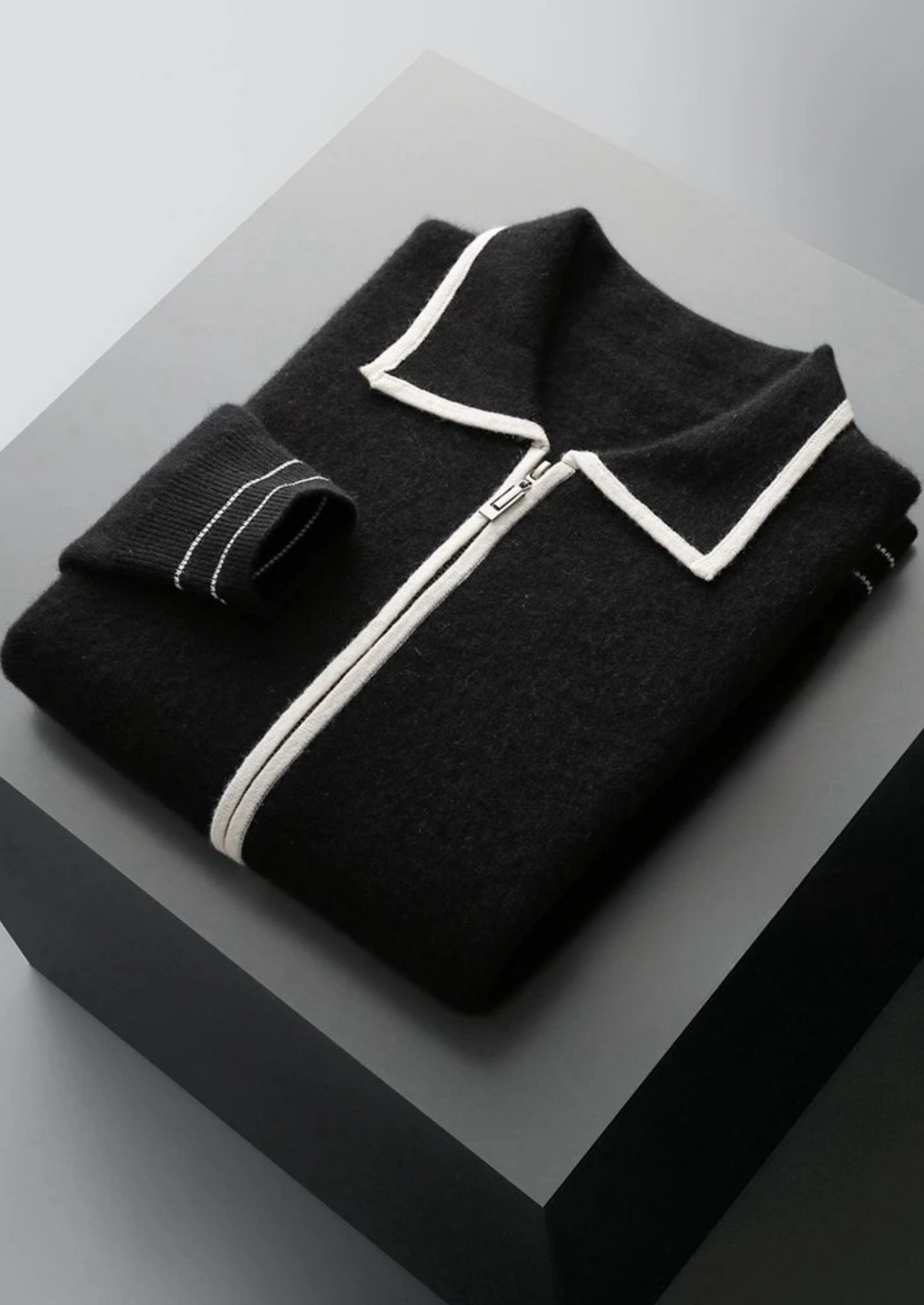 Pure Extra-Fine Merino Wool Two-Tone Polo Cardigan | Vallentty