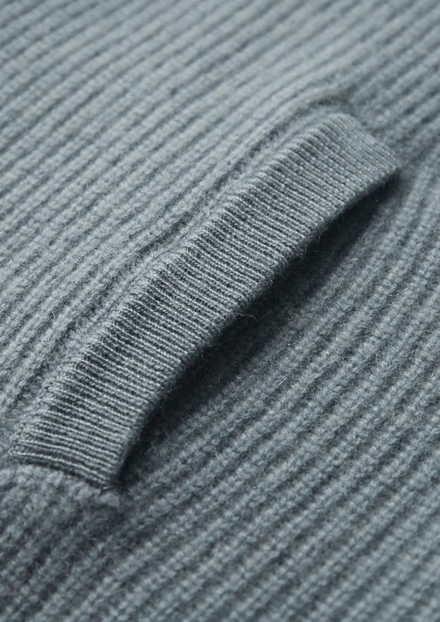 Premium Cashmere Ribbed Cardigan | Vallentty