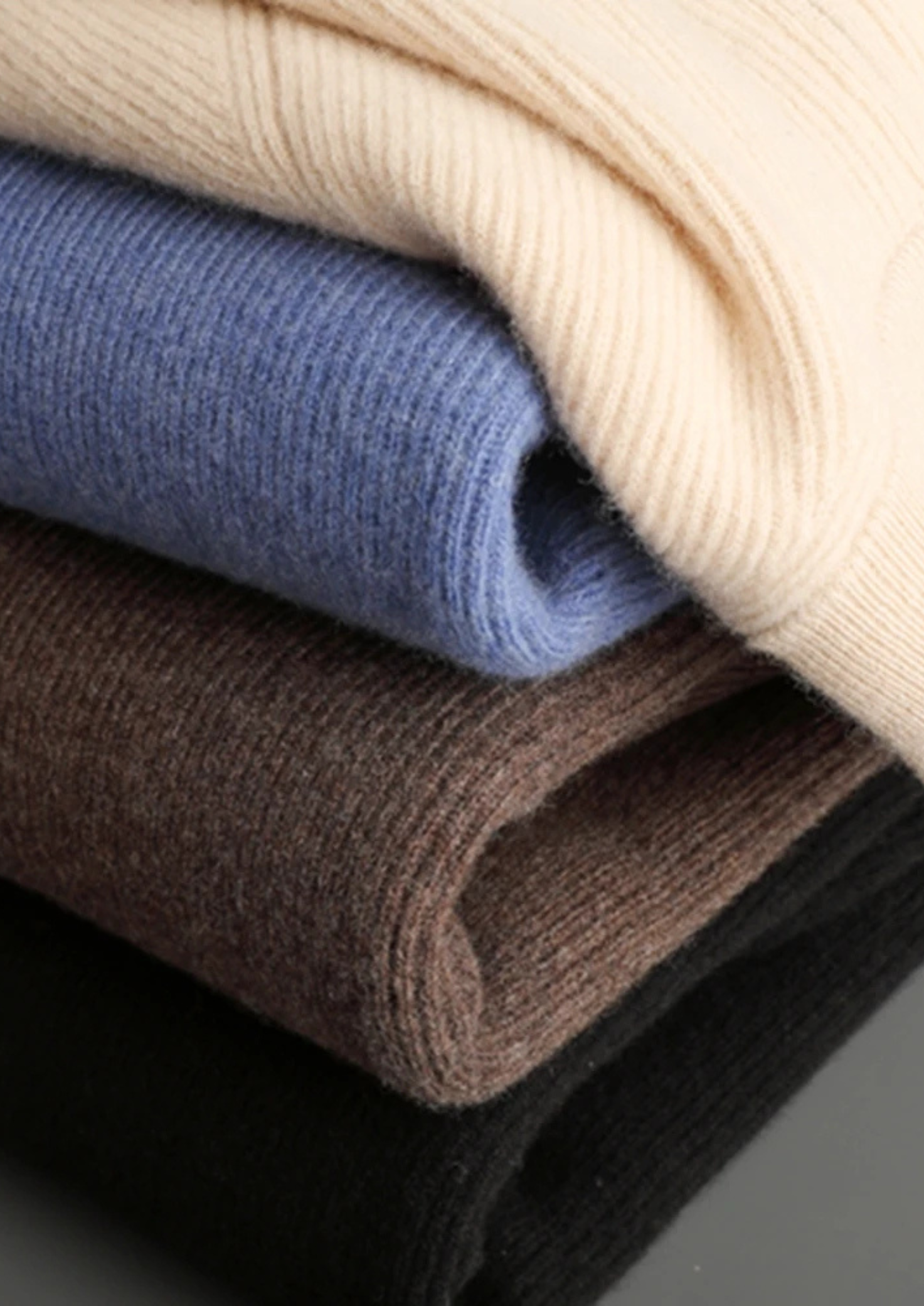 Pure Extra-Fine Merino Wool Ribbed Zip Cardigan | Vallentty