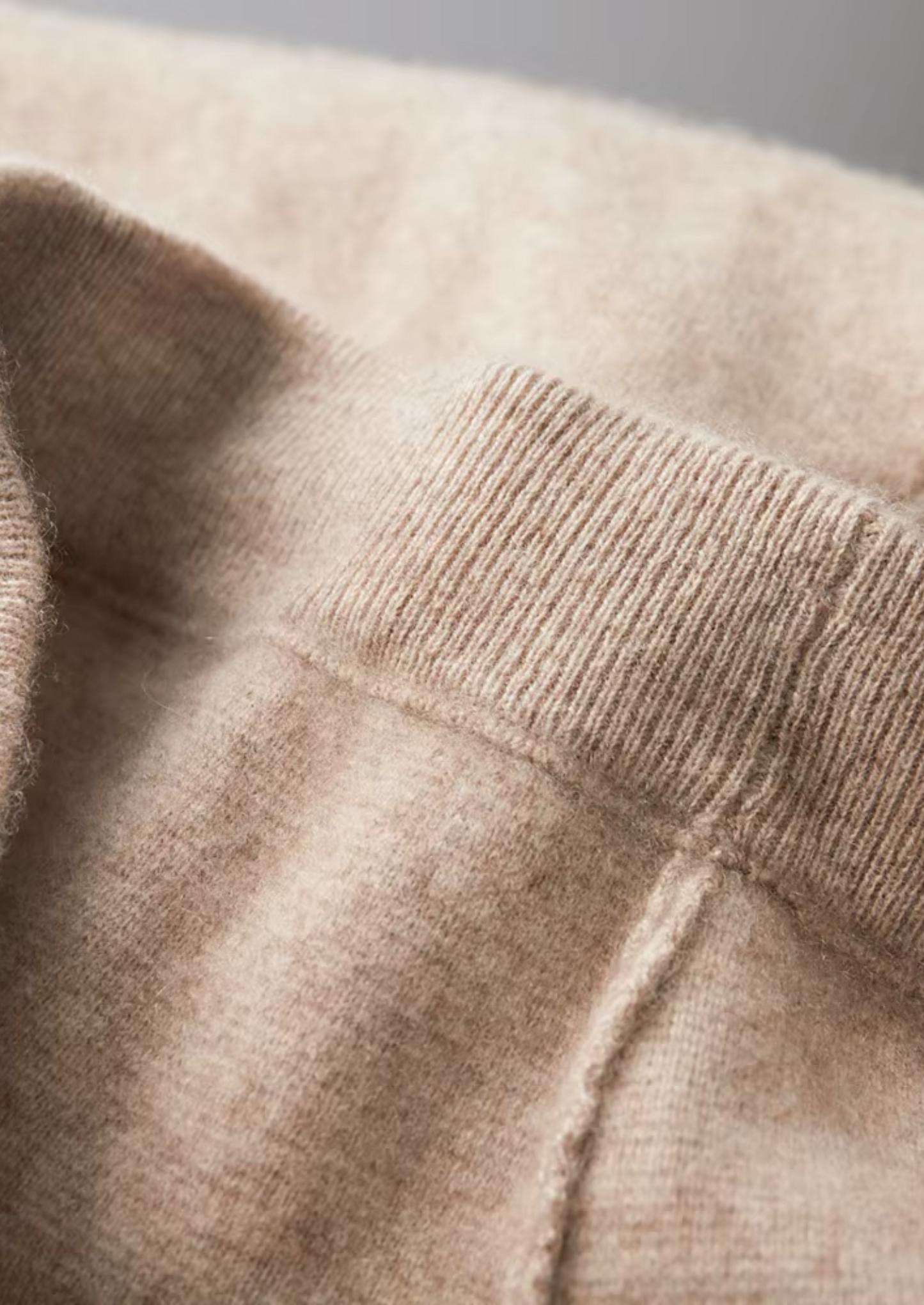 Premium Cashmere Slim Trousers | Vallentty