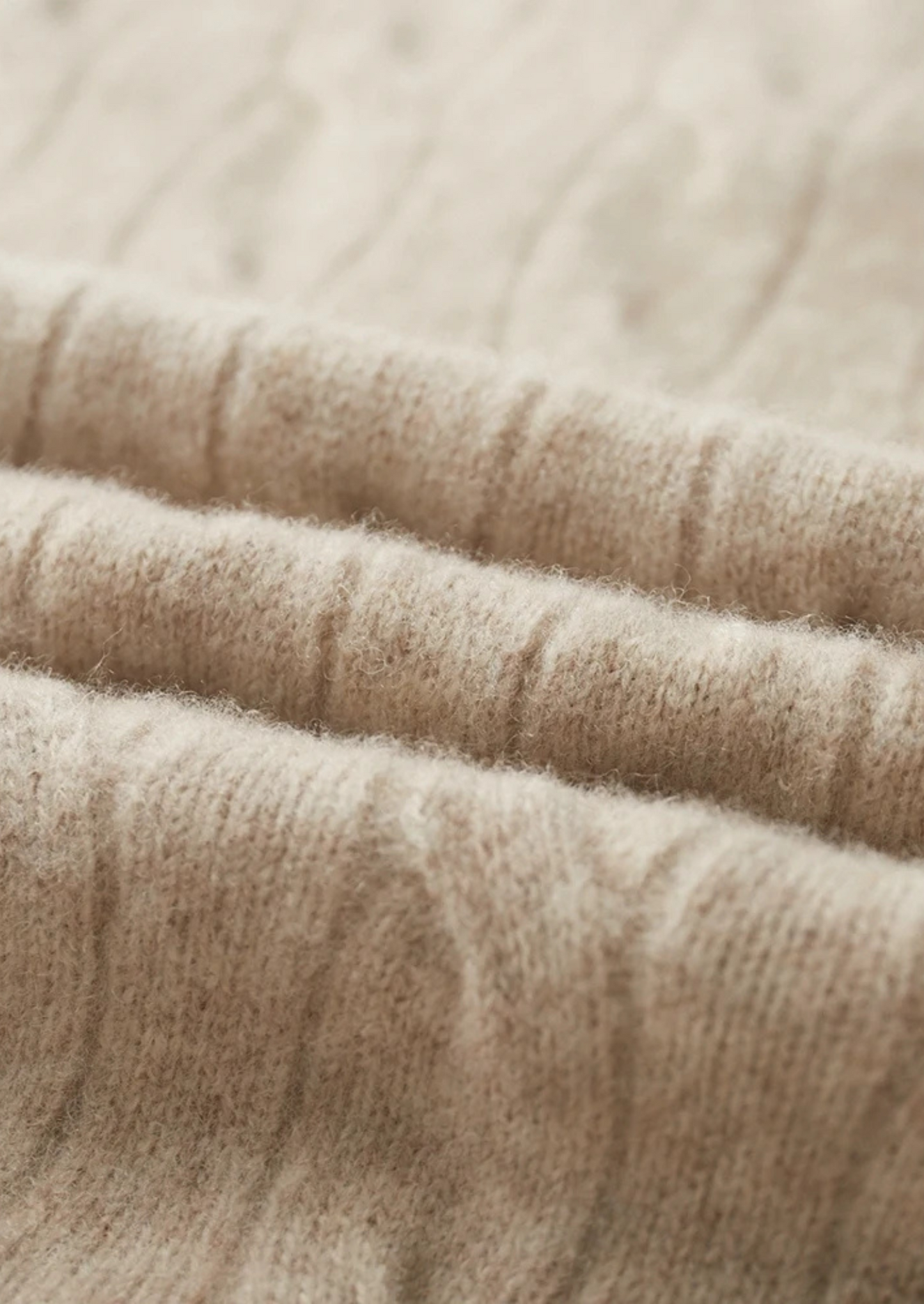 Pure Extra-Fine Merino Wool Cable Half Zip | Vallentty