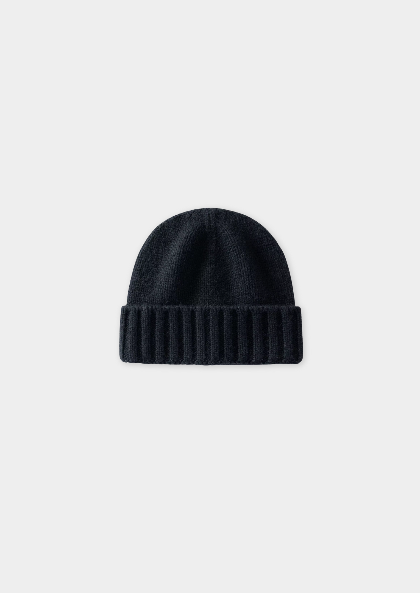 Black Cashmere Wintertime Beanie | Vallentty