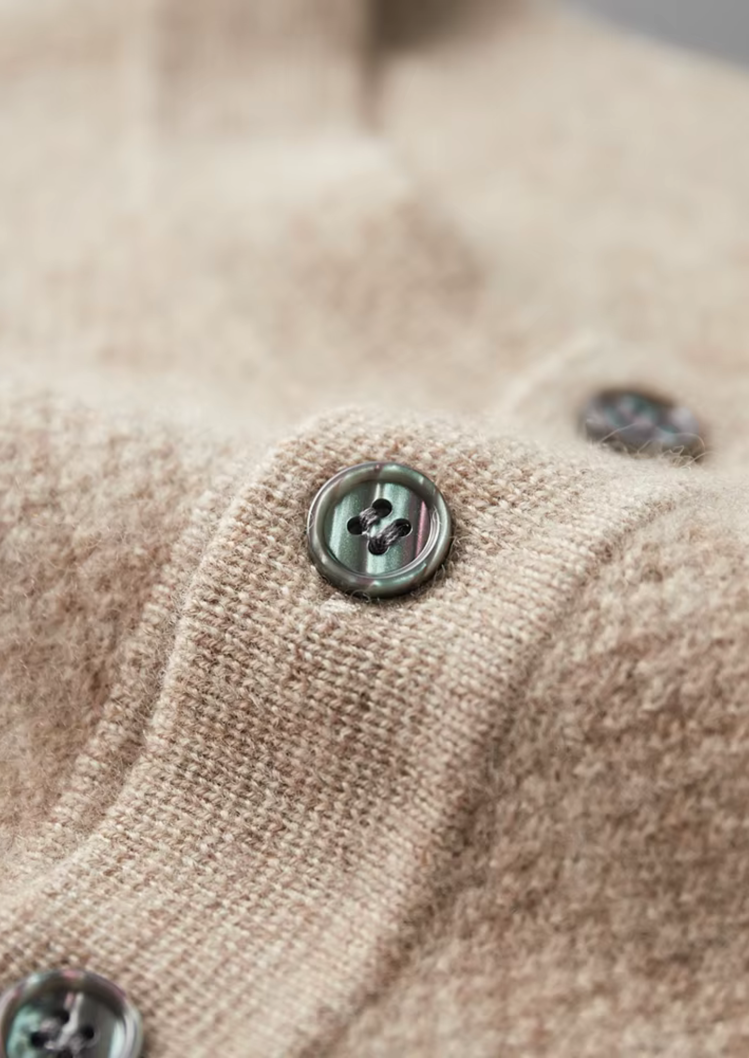 Premium Cashmere Classic Henley Sweater | Vallentty