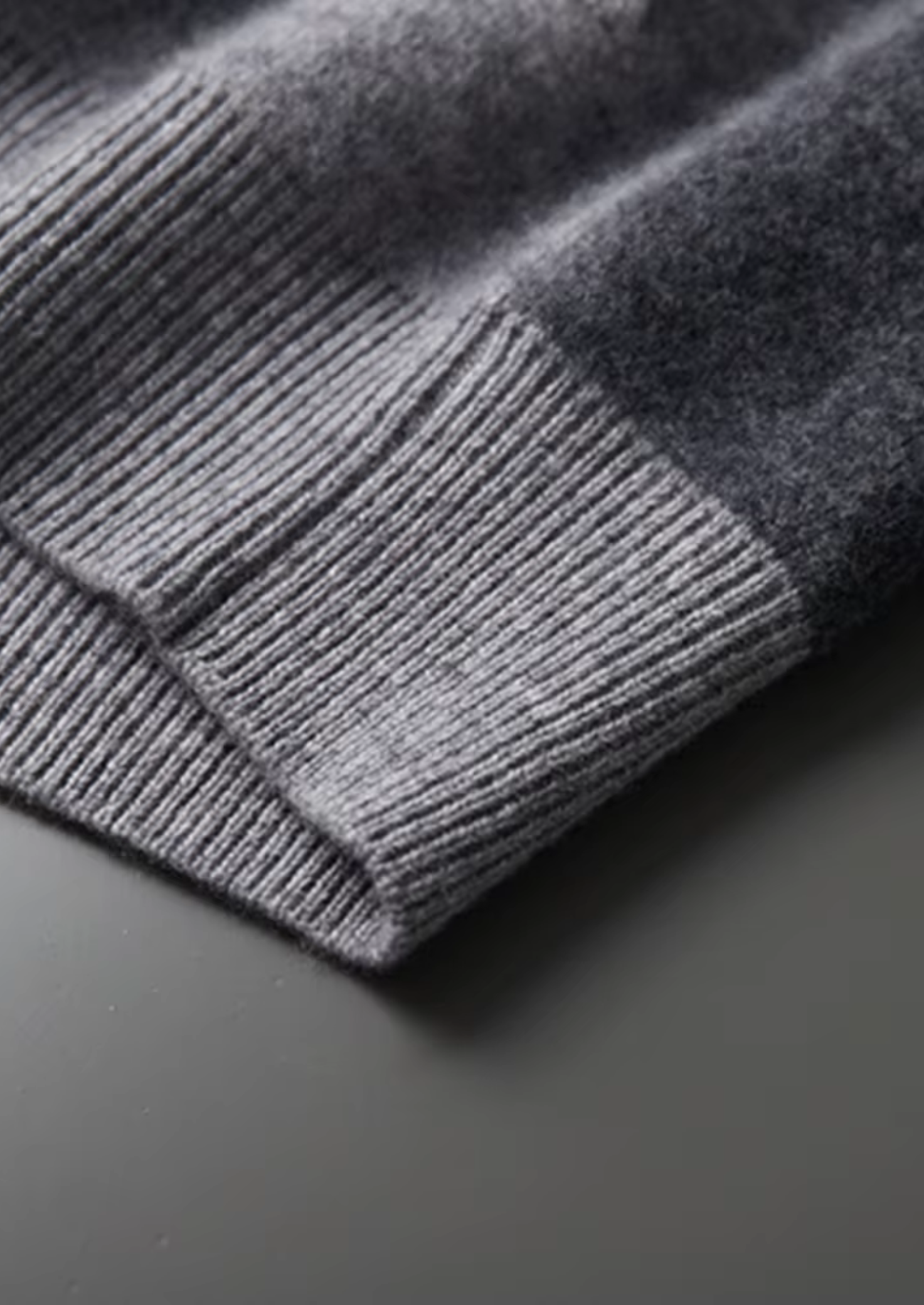 Premium Cashmere Dark Gray Torino Leisure Set | Vallentty
