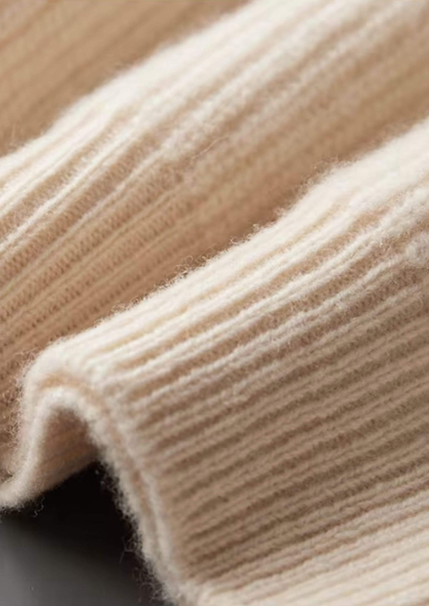 Pure Extra-Fine Merino Wool Half Zipper Hoodie | Vallentty