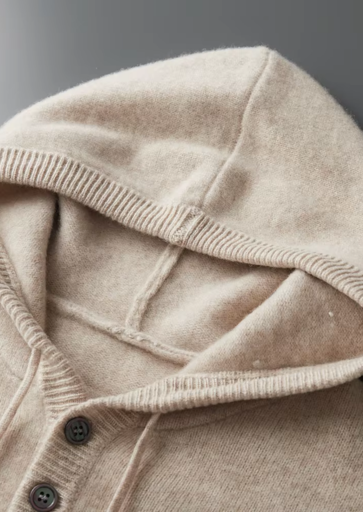 Pure Extra-Fine Merino Wool Button Hoodie | Vallentty