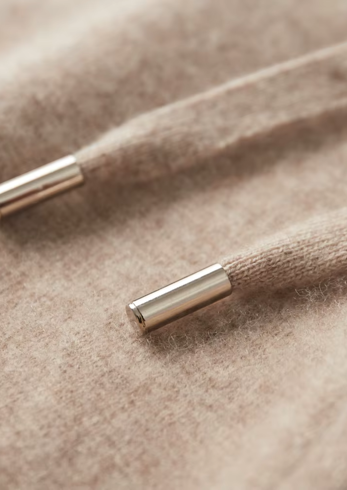 Premium Cashmere Slim Trousers | Vallentty