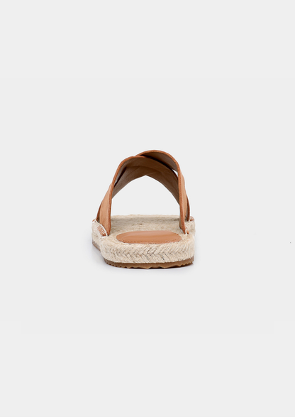 Caramel Resort Sandal | Vallentty