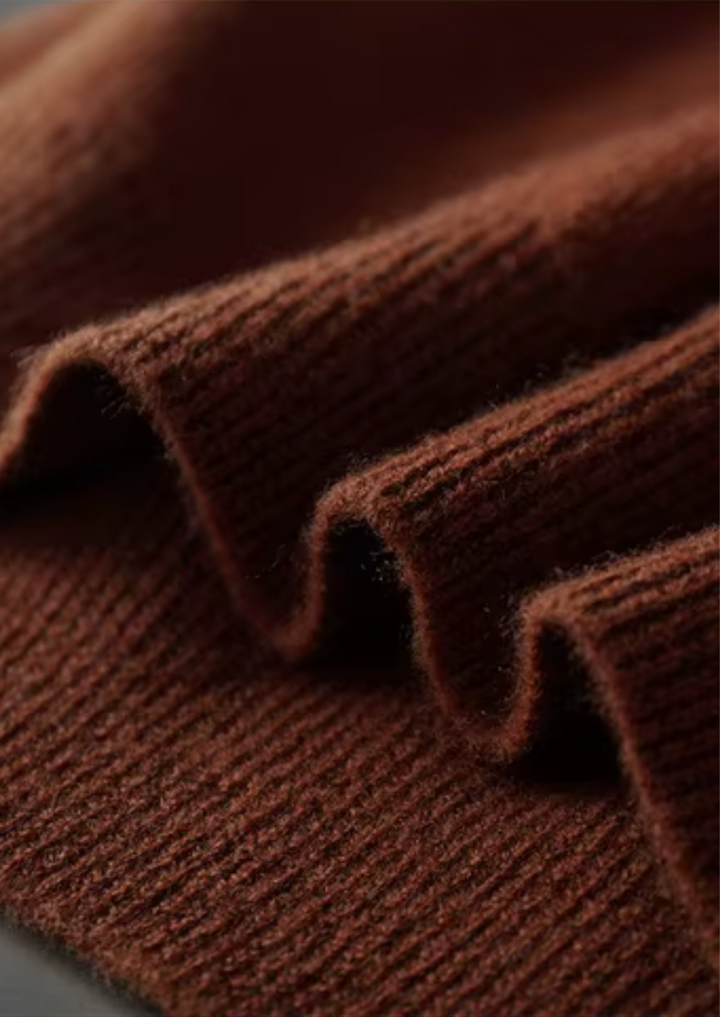 Pure Extra-Fine Merino Wool Ribbed Buttonless Polo | Vallentty