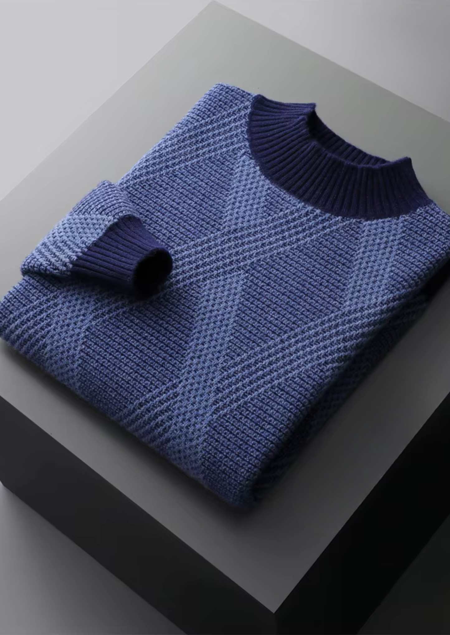 Pure Extra-Fine Merino Wool Two Tone Patterned Mockneck | Vallentty