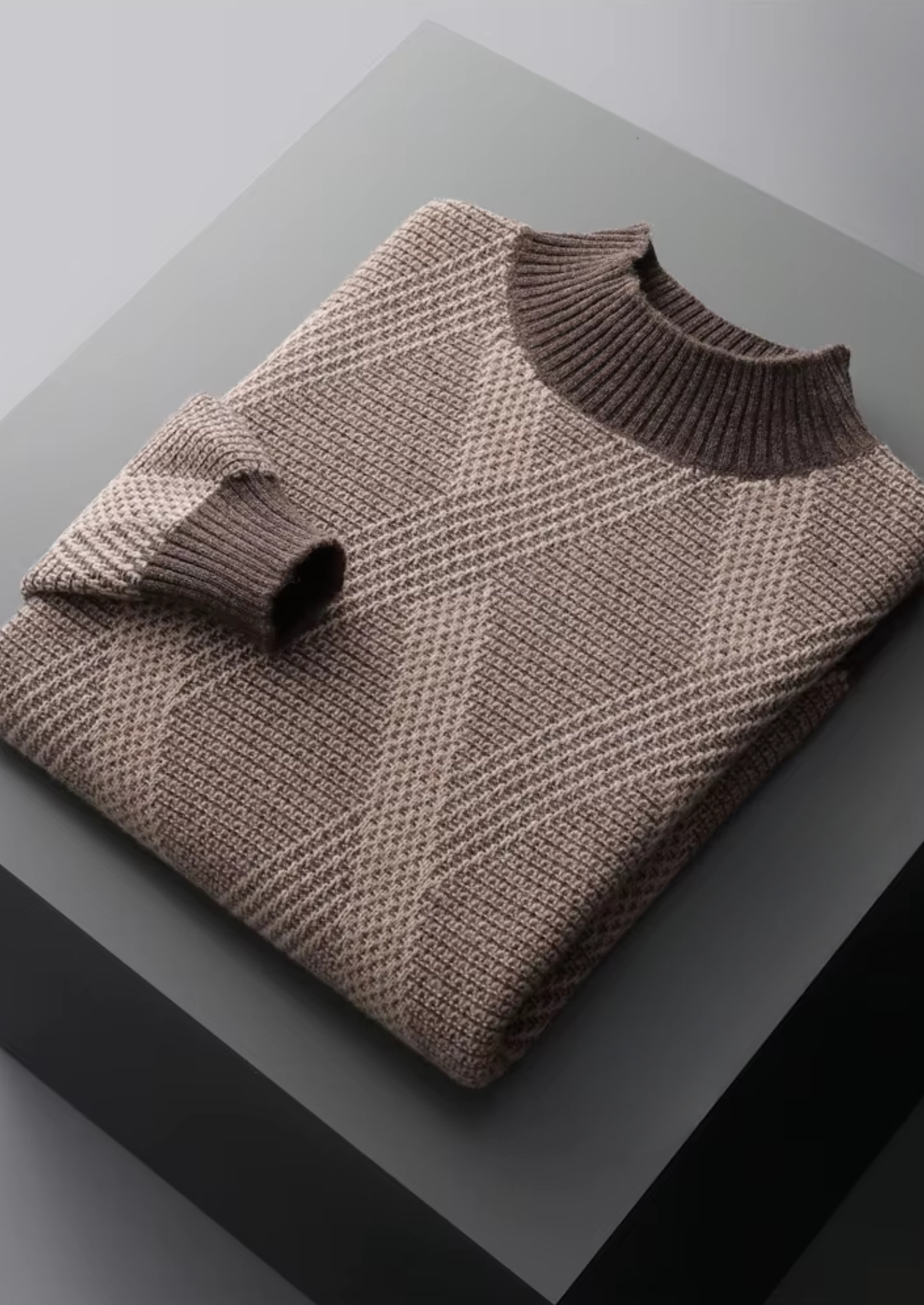 Pure Extra-Fine Merino Wool Two Tone Patterned Mockneck | Vallentty