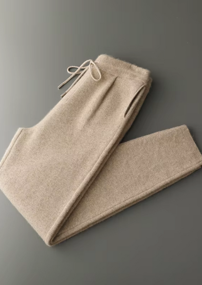 Premium Cashmere Pleated Trousers | Vallentty