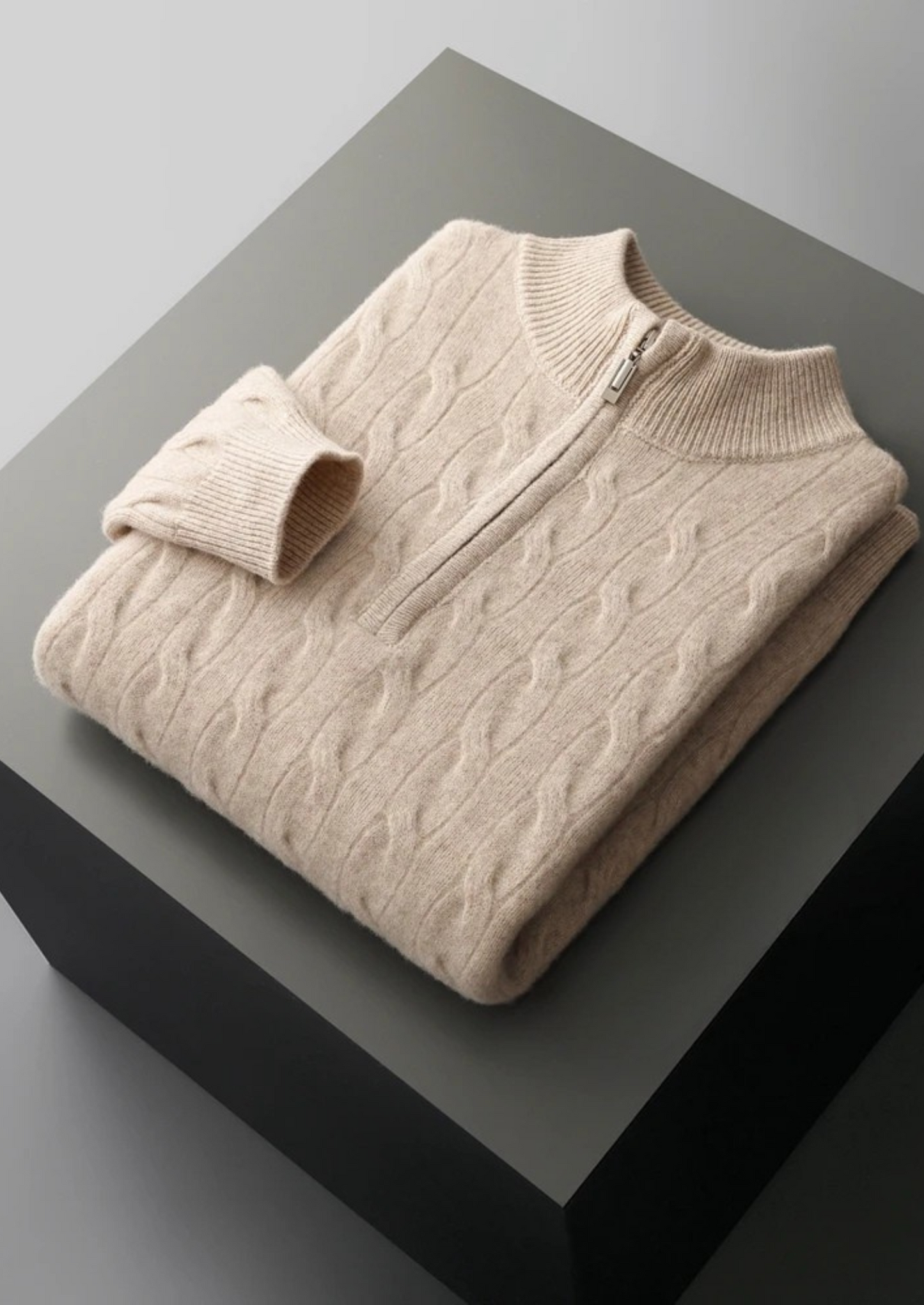 Pure Extra-Fine Merino Wool Cable Half Zip | Vallentty