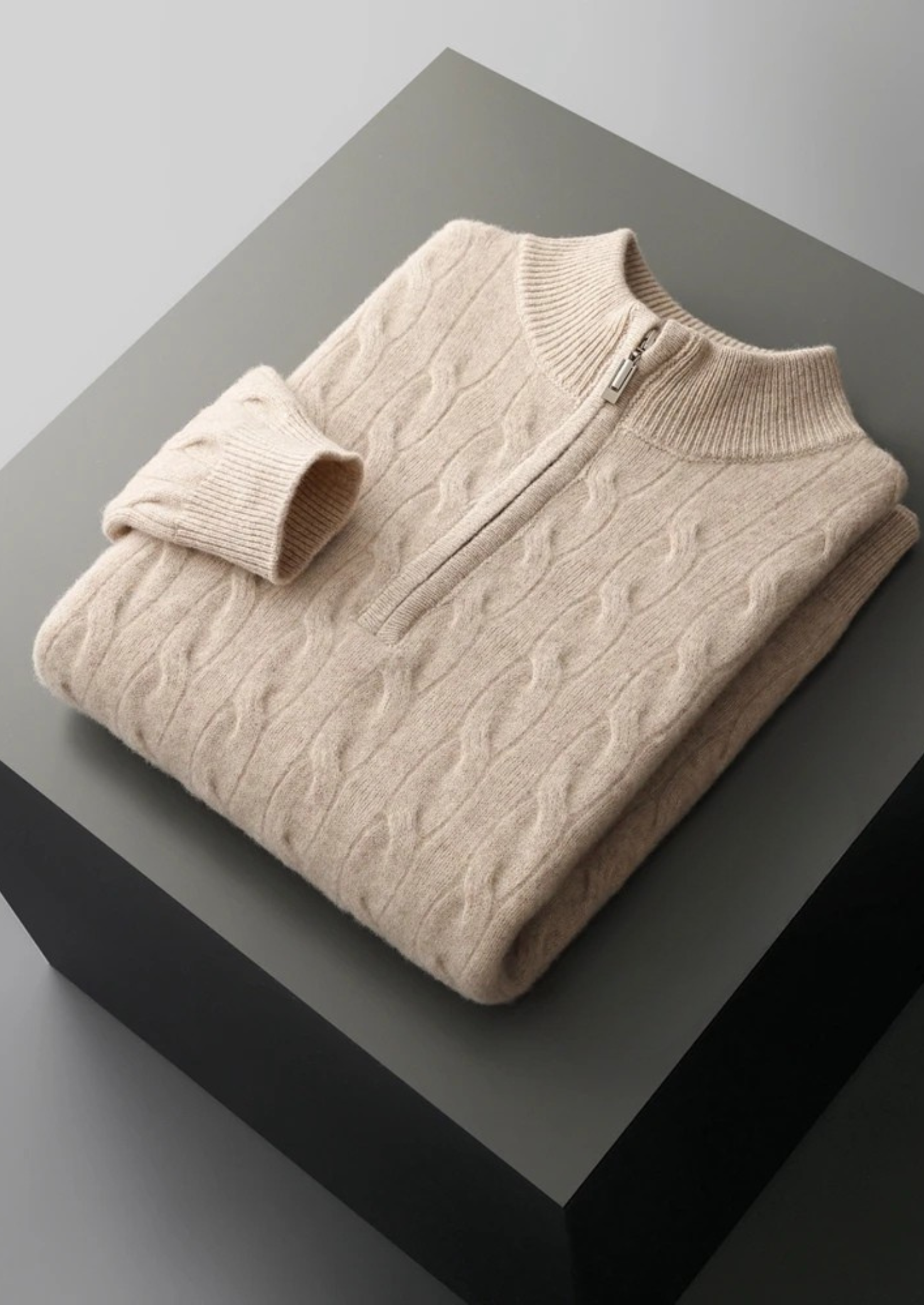 Pure Extra-Fine Merino Wool Cable Half Zip | Vallentty