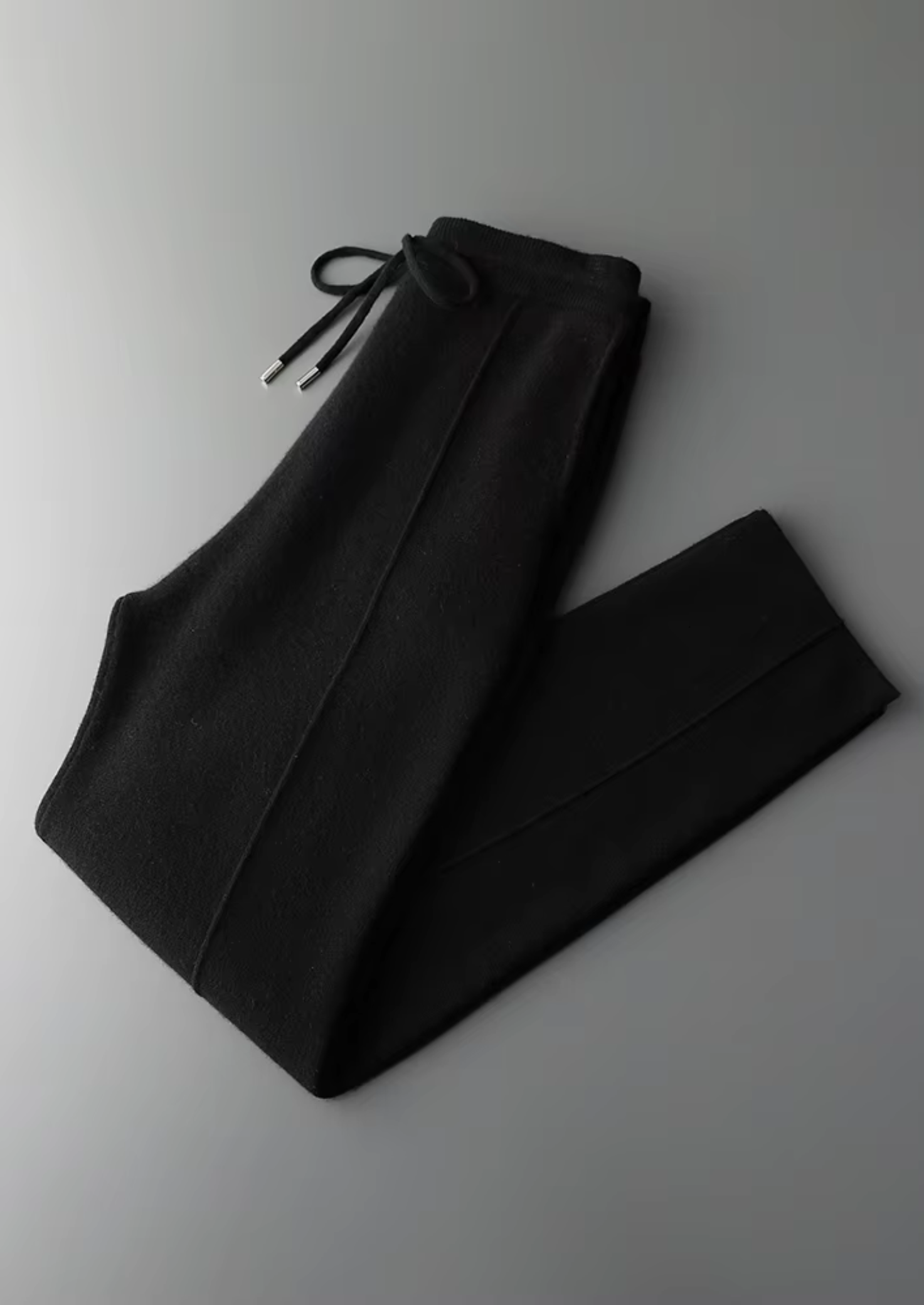 Pure Extra-Fine Merino Wool Black Falconi Set | Vallentty