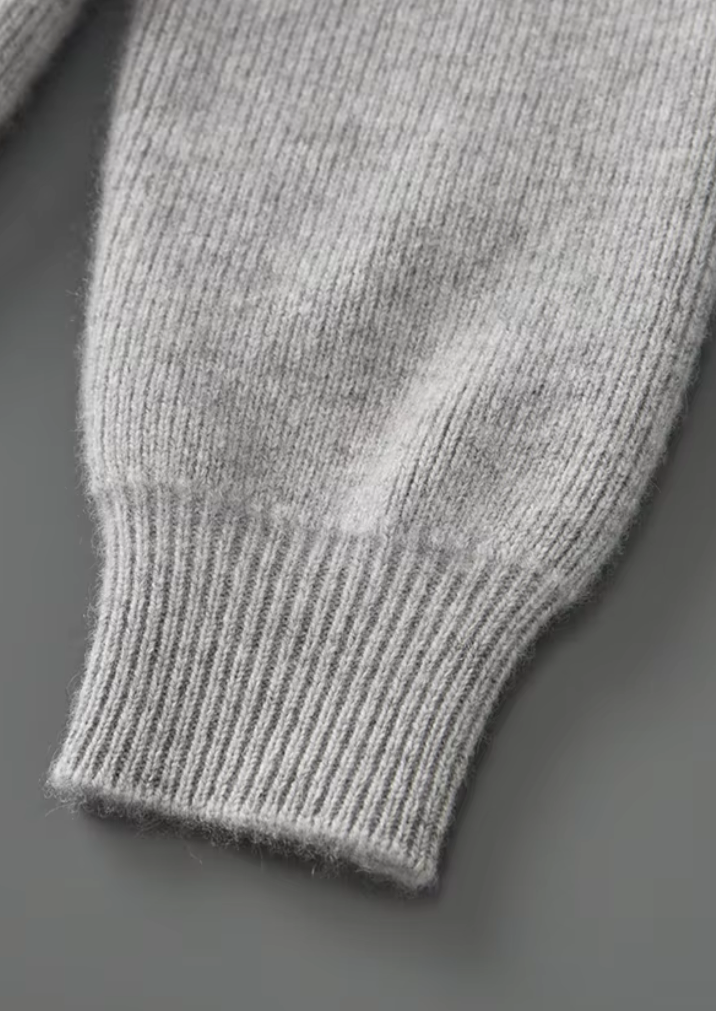Pure Extra-Fine Merino Wool Ribbed Zip Cardigan | Vallentty