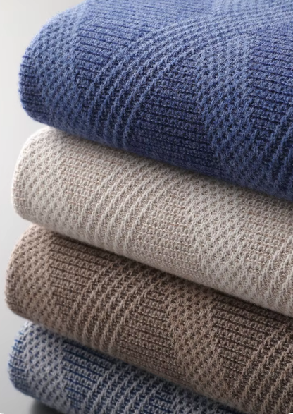Pure Extra-Fine Merino Wool Two Tone Patterned Mockneck | Vallentty