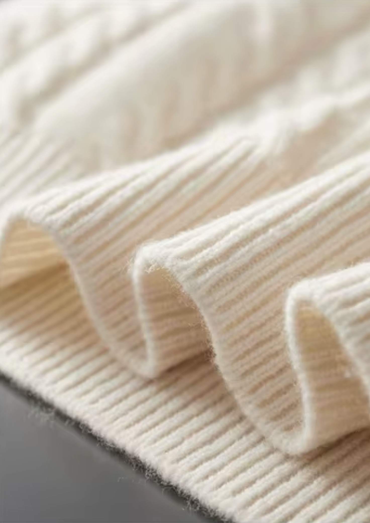 Pure Extra-Fine Merino Wool Striped Half-Zip Sweater | Vallentty