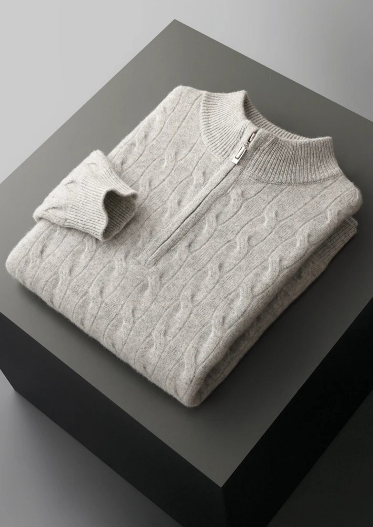 Pure Extra-Fine Merino Wool Cable Half Zip | Vallentty