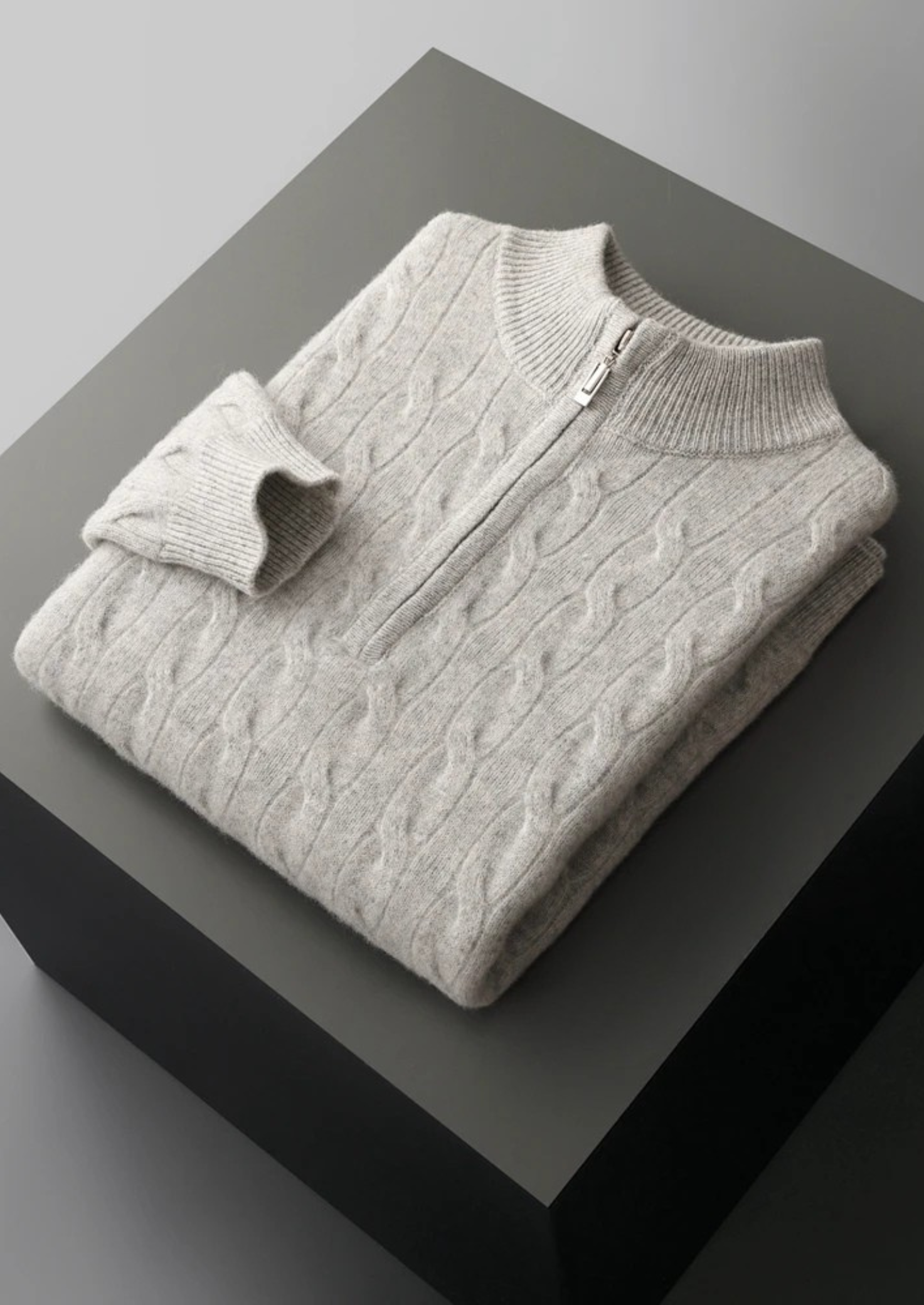 Pure Extra-Fine Merino Wool Cable Half Zip | Vallentty
