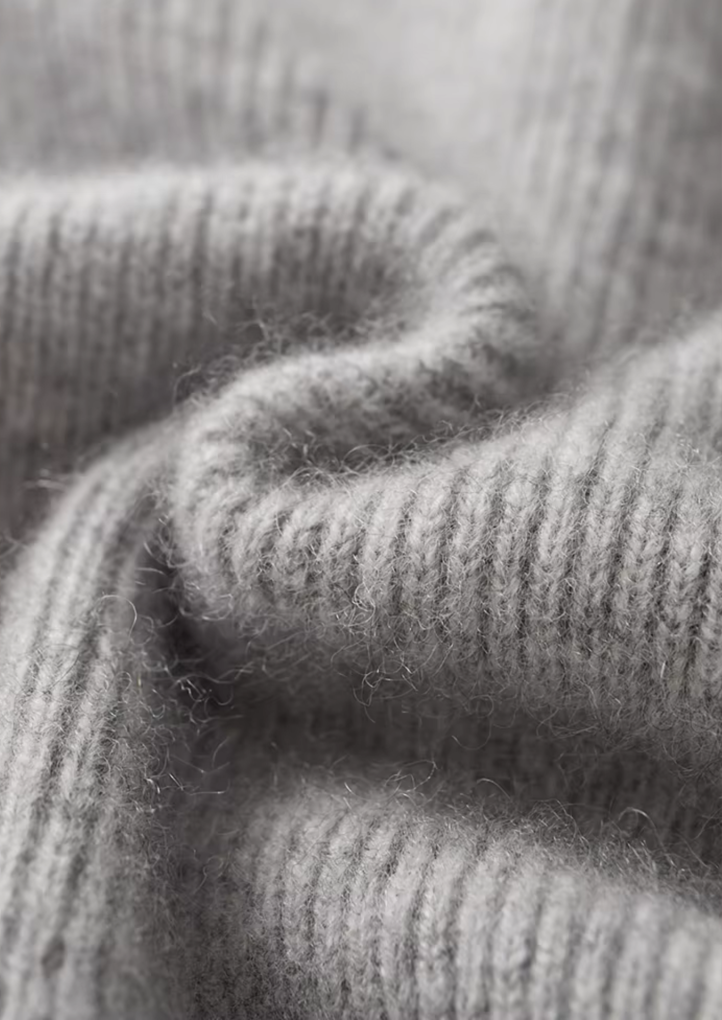 Pure Extra-Fine Merino Wool Ribbed Zip Cardigan | Vallentty
