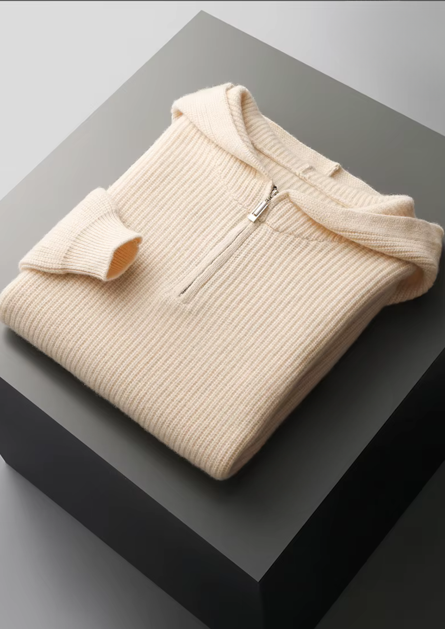 Pure Extra-Fine Merino Wool Half Zipper Hoodie | Vallentty