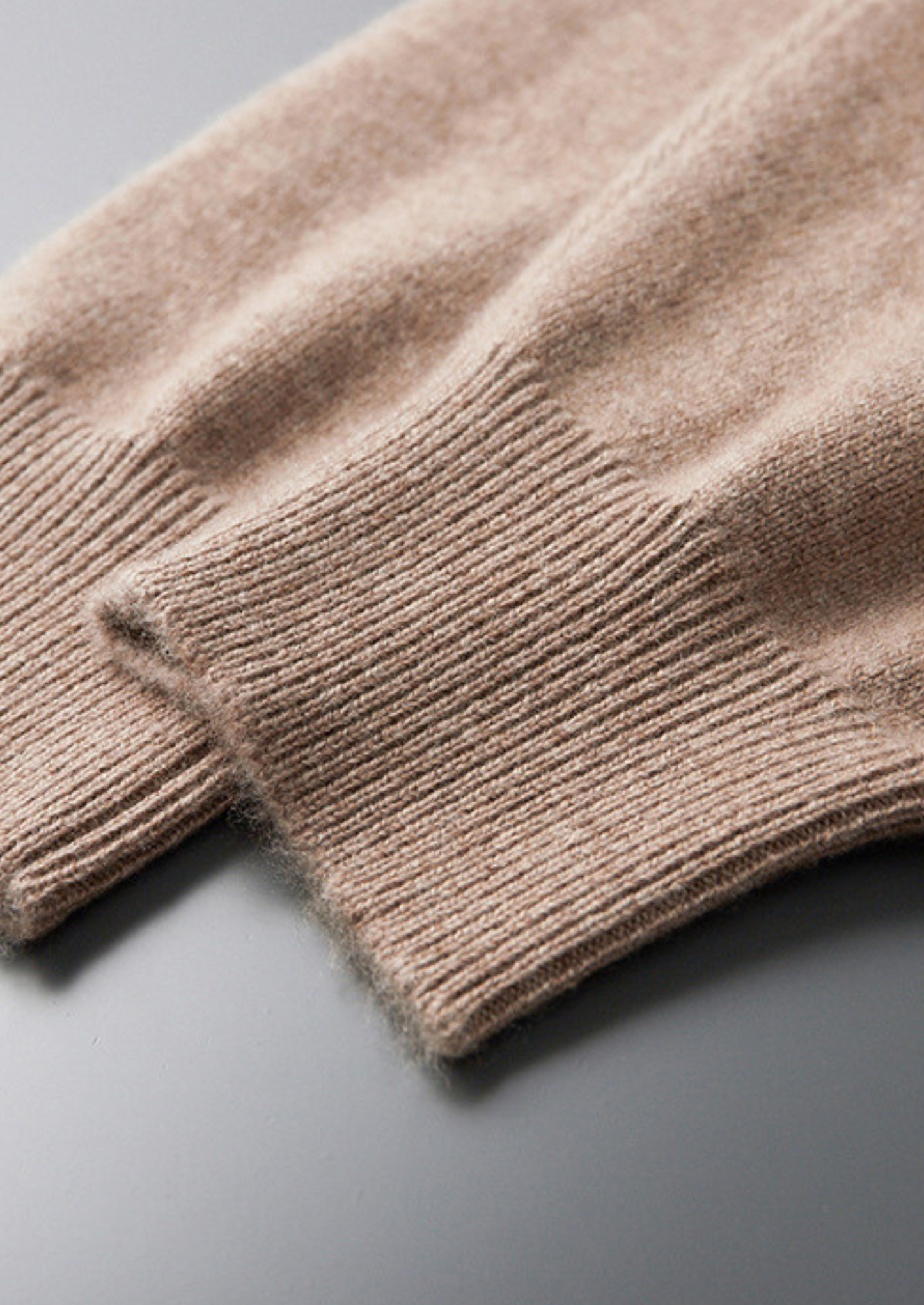 Premium Cashmere Essential Leisure Joggers | Vallentty