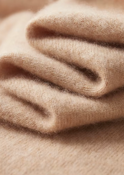 Premium Cashmere Two Tone Zipper Polo | Vallentty