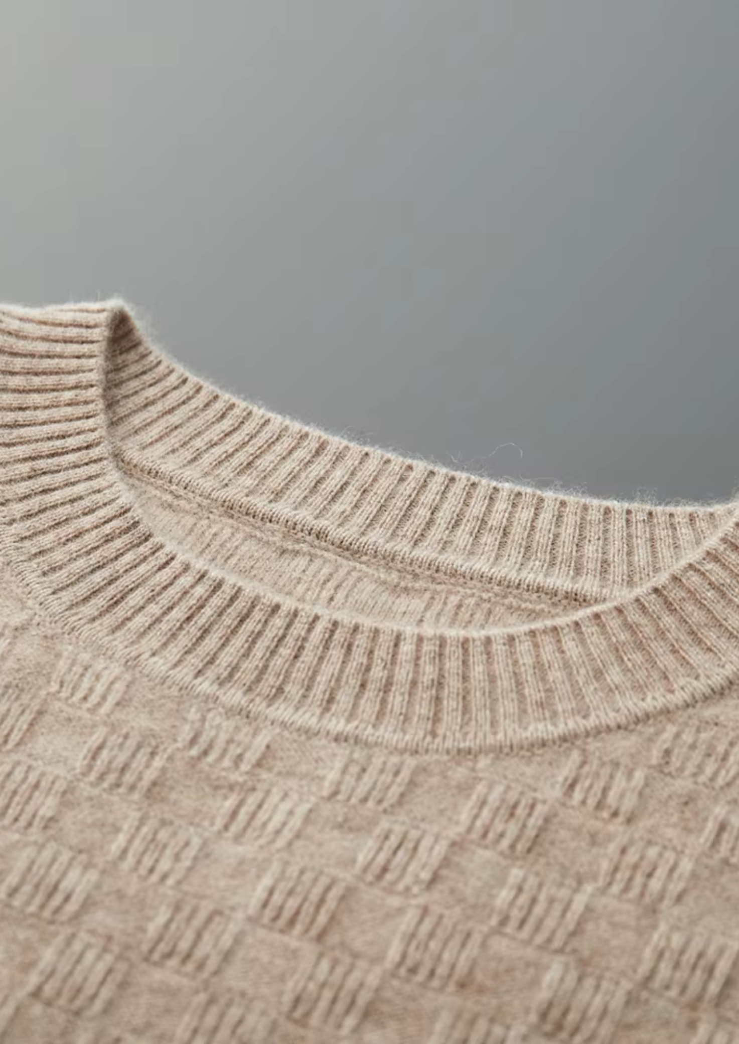 Premium Cashmere Textured Crewneck | Vallentty
