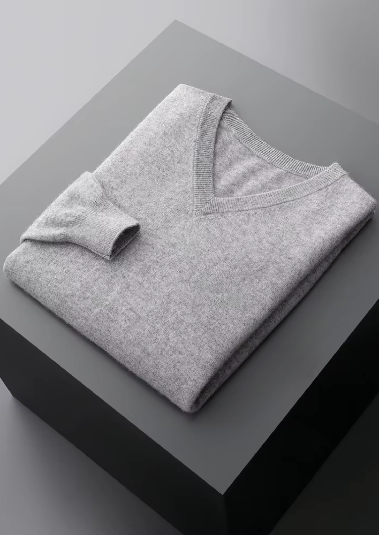 Pure Extra-Fine Merino Wool Classic V-Neck Sweater | Vallentty