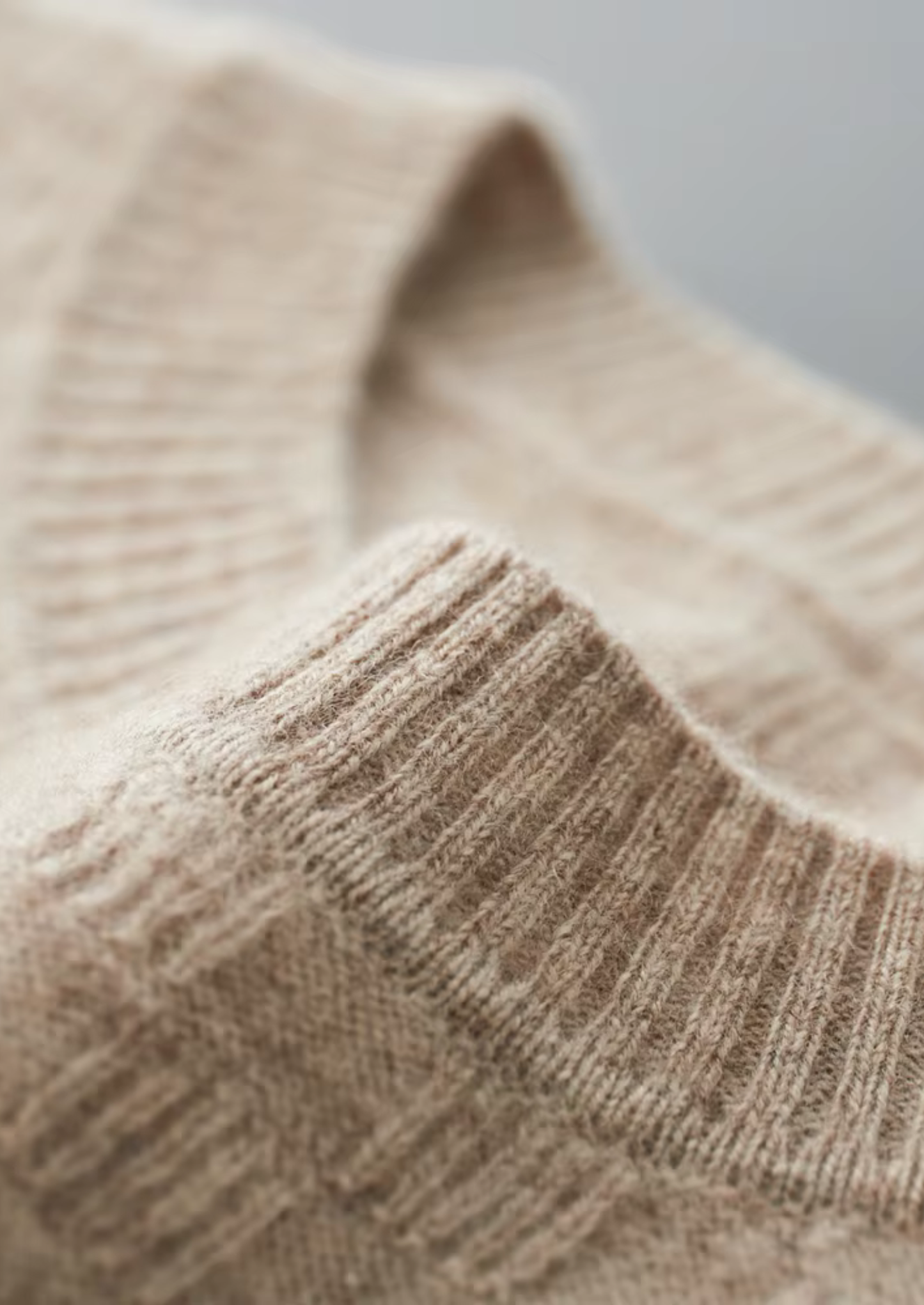 Premium Cashmere Textured Crewneck | Vallentty
