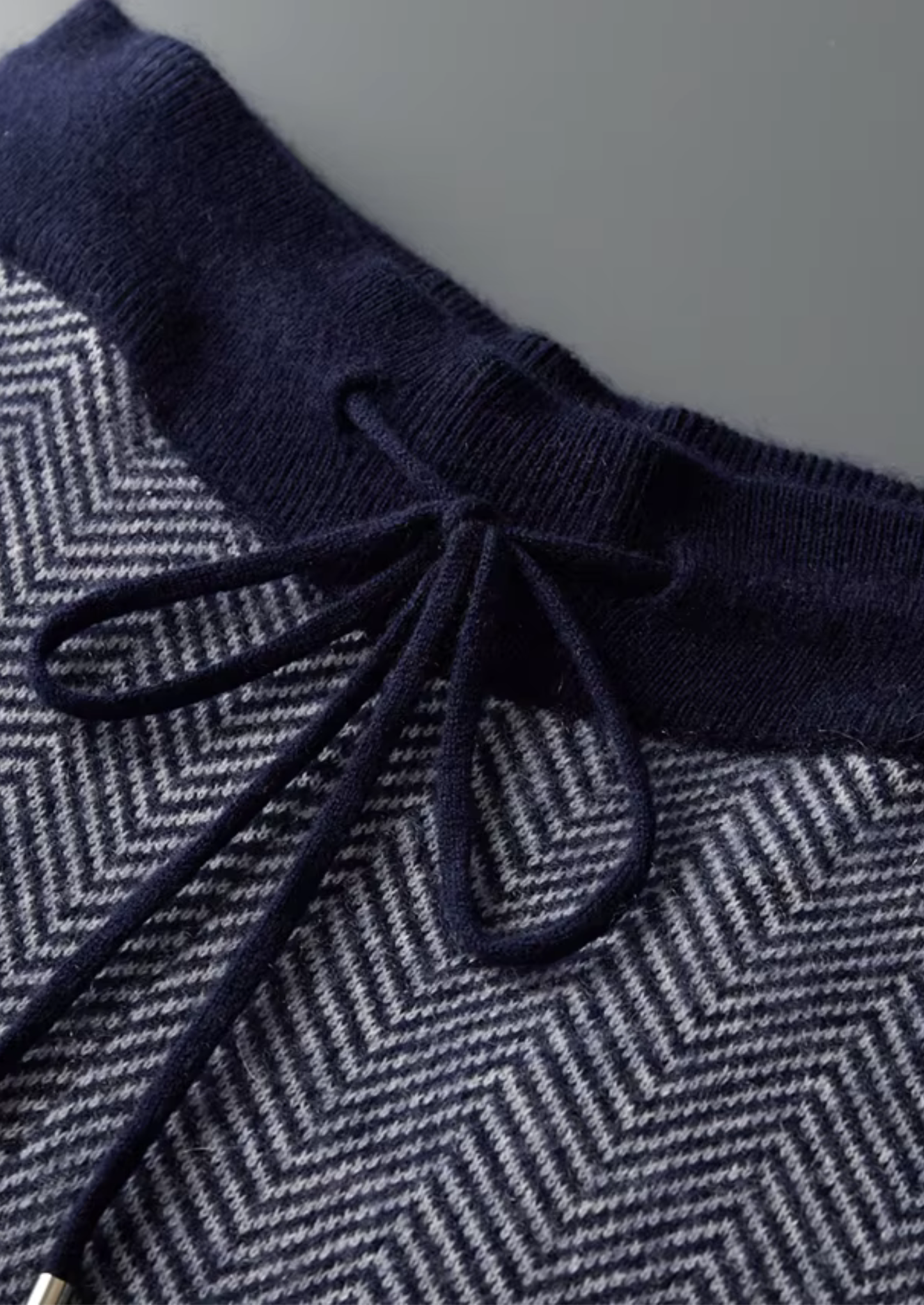 Pure Extra-Fine Merino Wool Navy Blue Herringbone Set | Vallentty