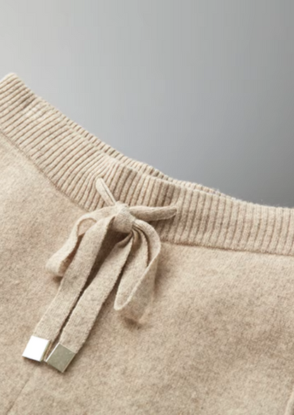 Premium Cashmere Sand Kilian Leisure Set | Vallentty