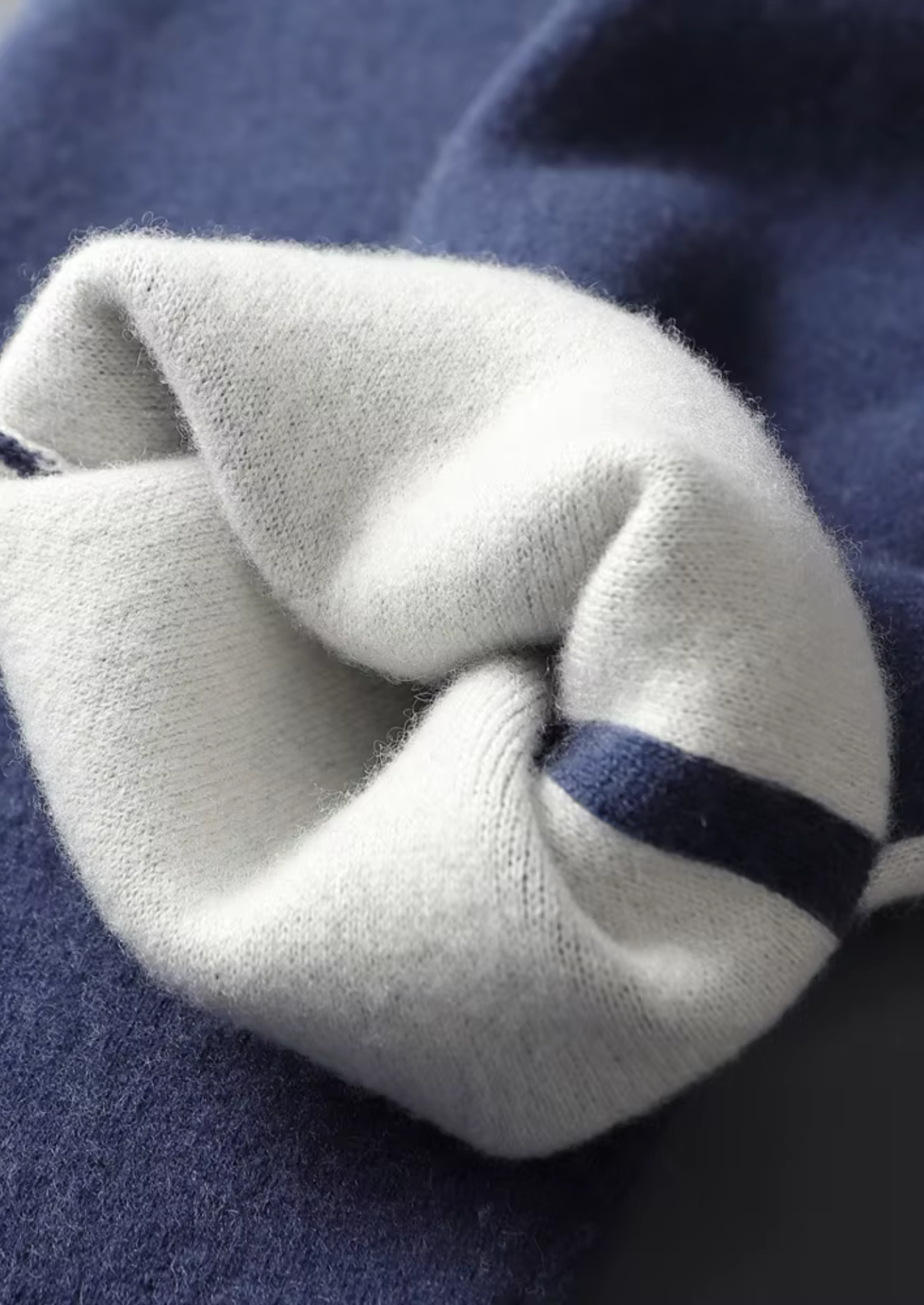 Premium Cashmere Navy Blue Milano Leisure Set | Vallentty